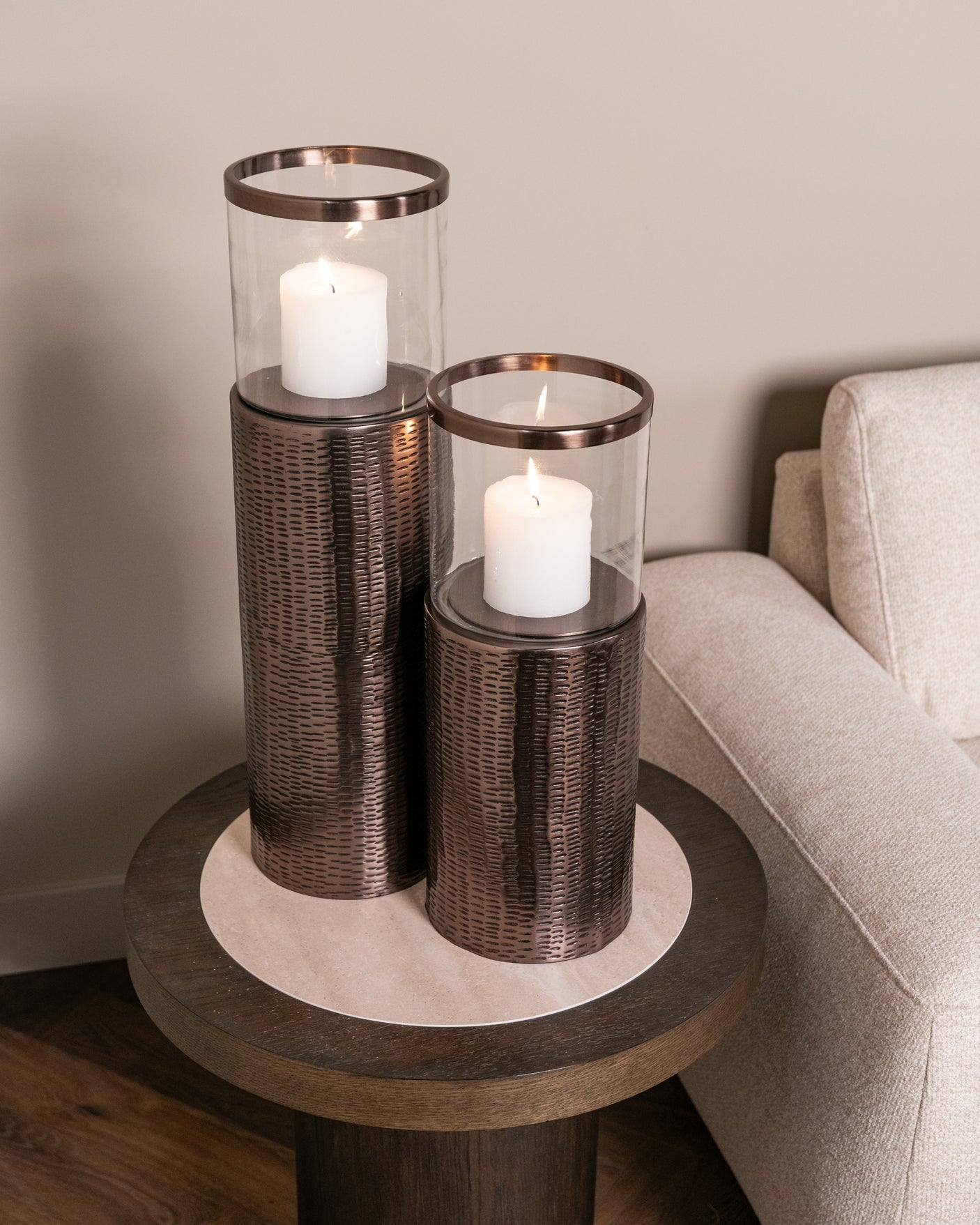 Hurricane light Faylen bronze L Richmond Interiors Lanterne og lysglass