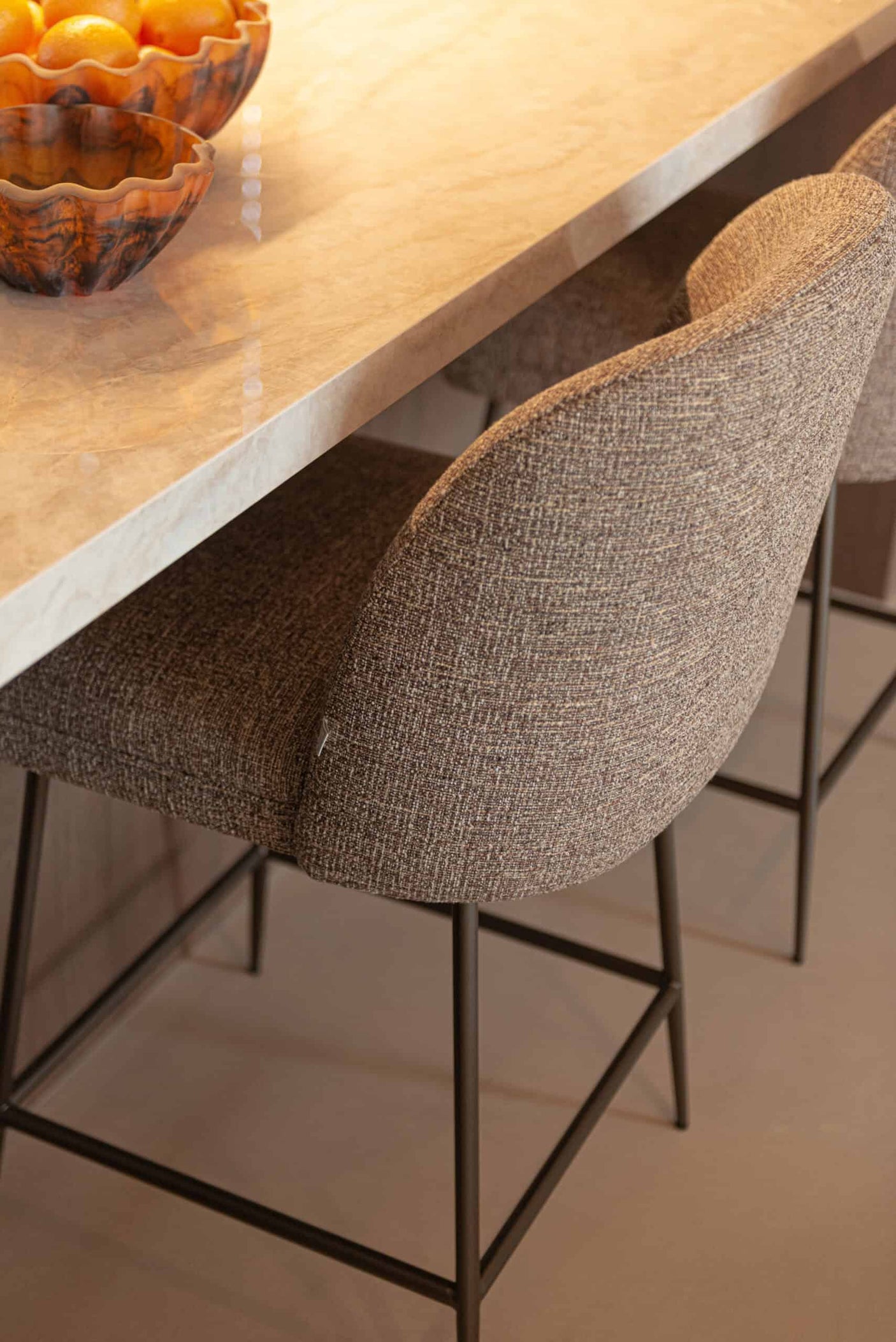Counter stool Pullitzer brun tweed Richmond Interiors Barstol