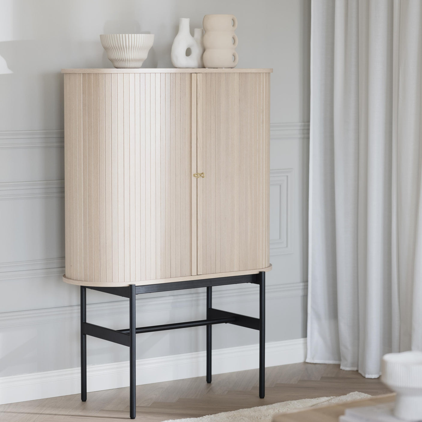 Haddington Vitrineskap Rowico Vitrineskap