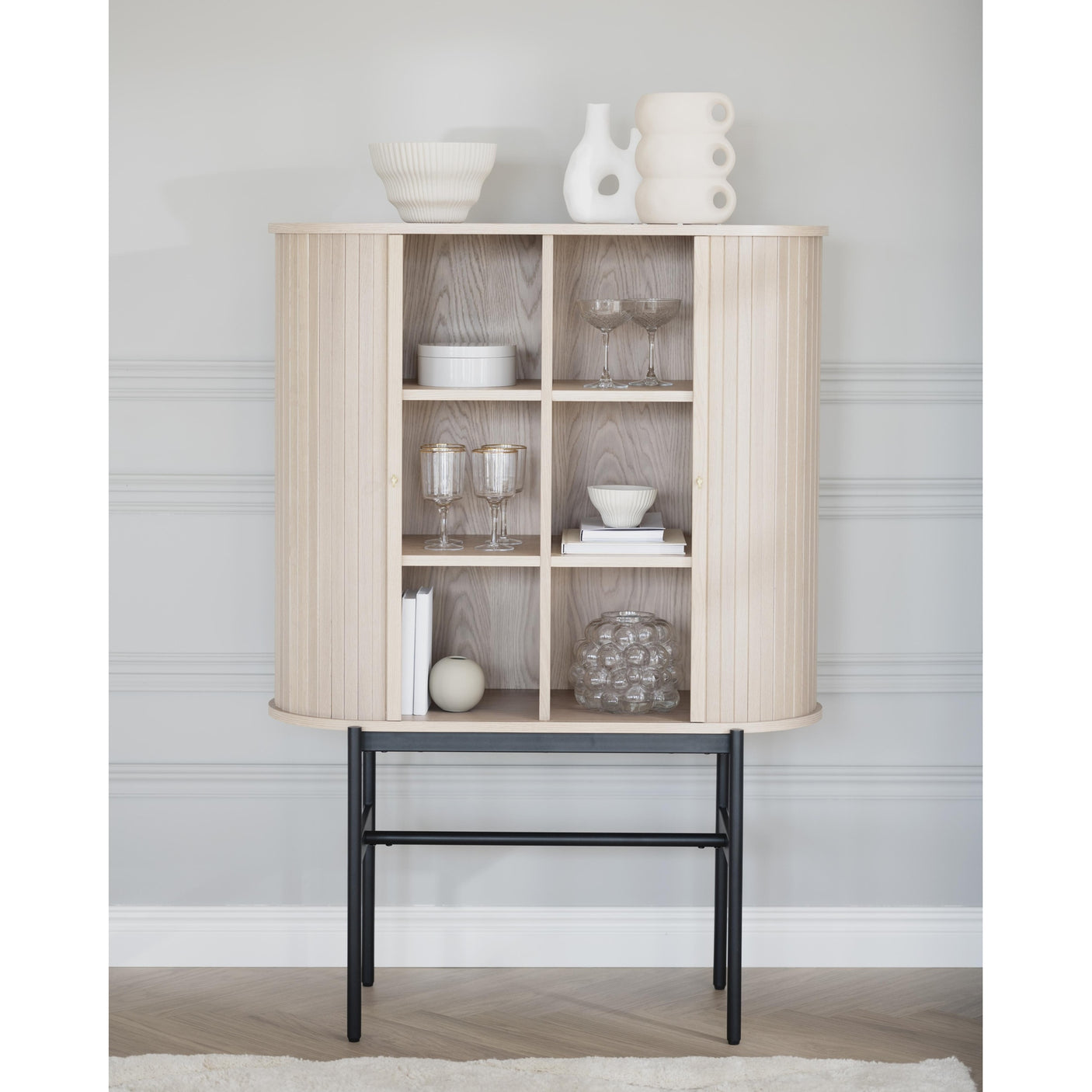 Haddington Vitrineskap Rowico Vitrineskap