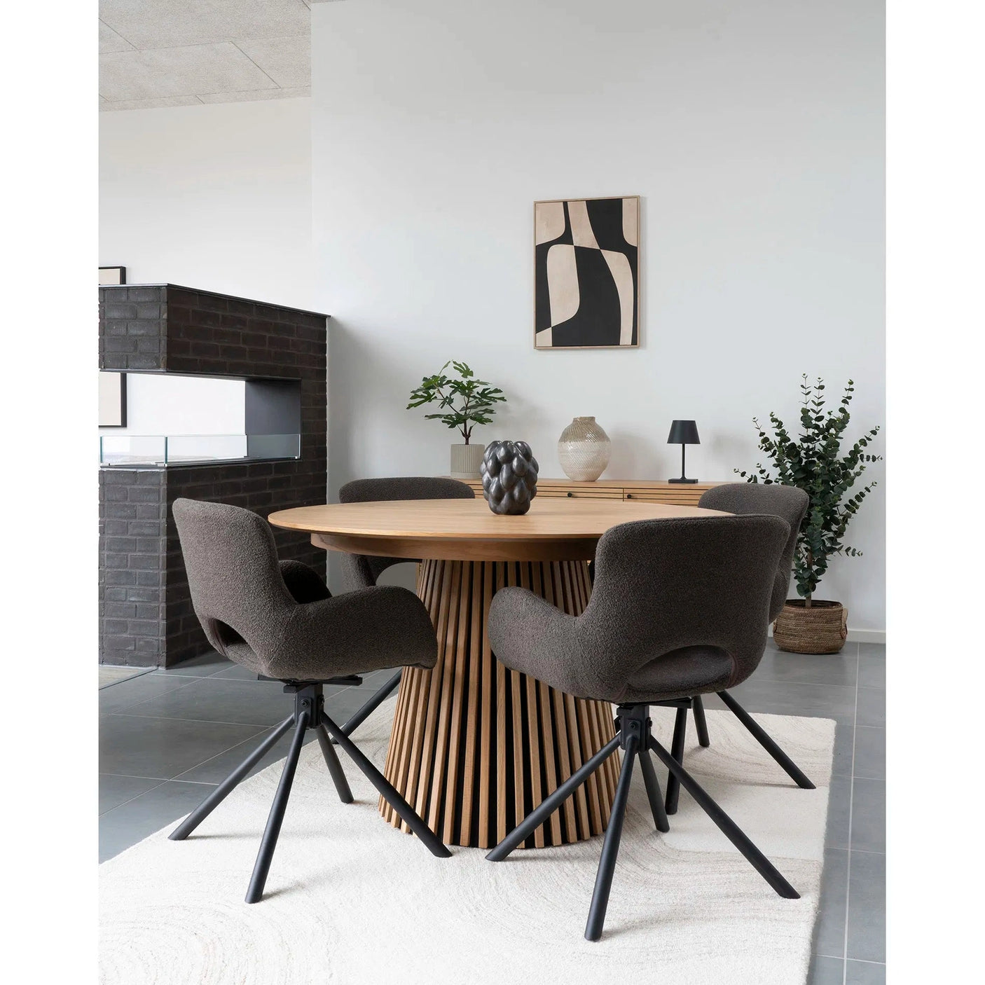 Osaka Spisebord m/ 2 ileggsplater House Nordic Spisebord