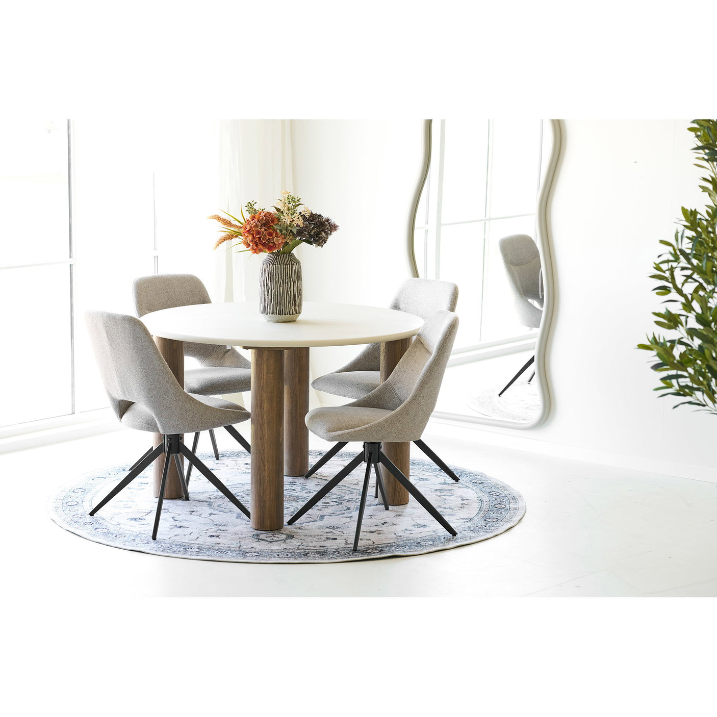 Fondi Spisebord House Nordic Spisebord