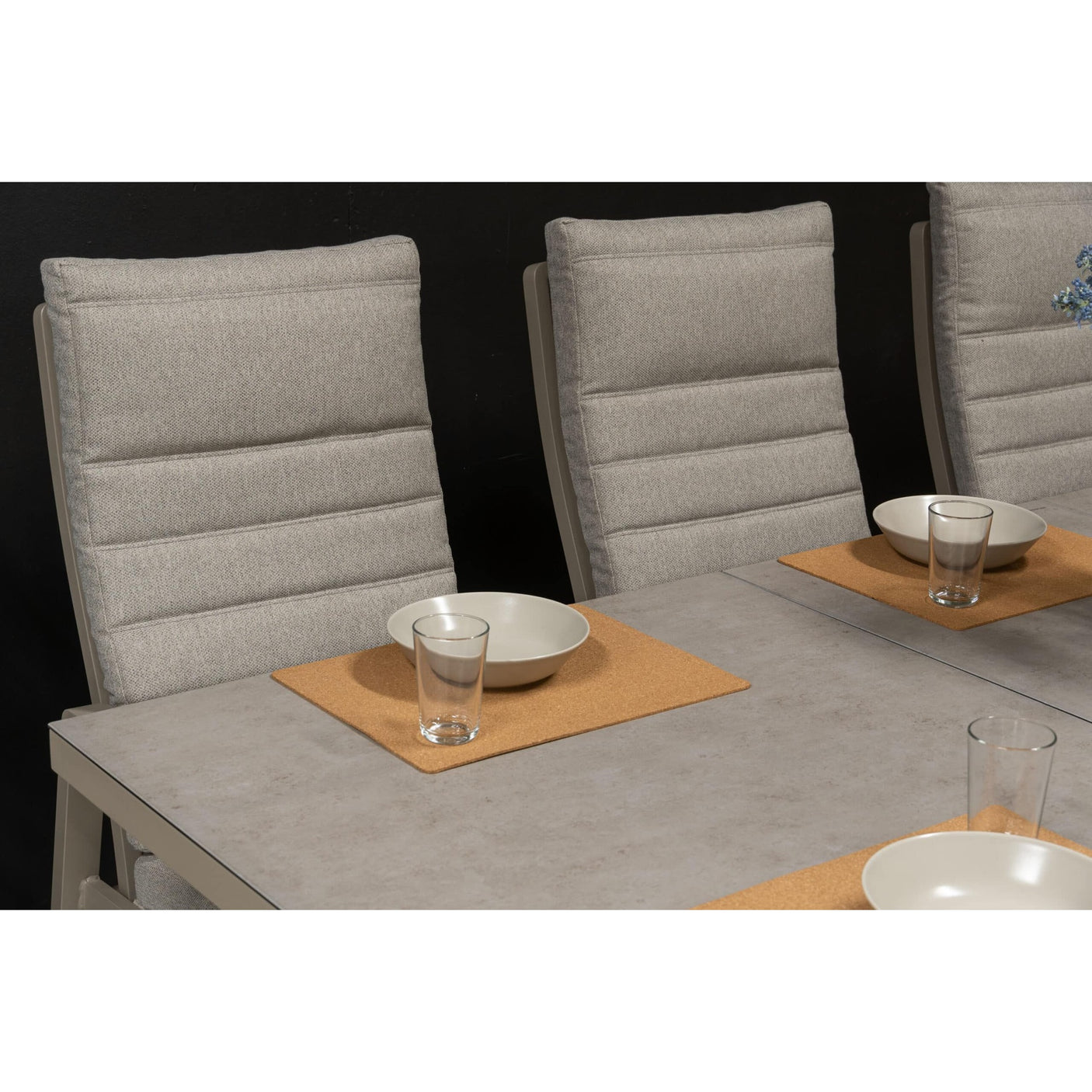 Almeria uttrekksbord 180/240 - sand Hartman Spisebord