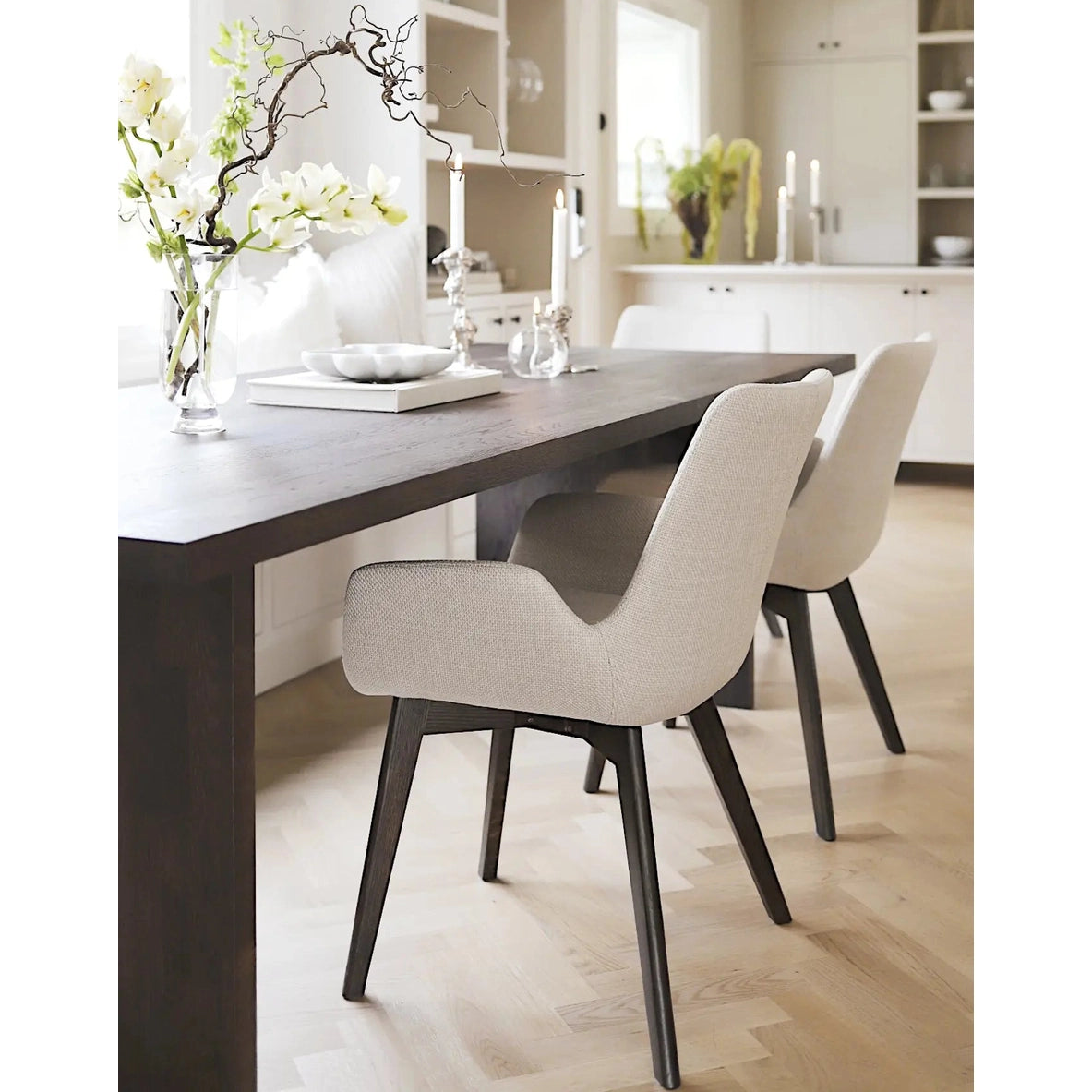 Drimsdale spisestol med armstøtte Rowico Spisestol