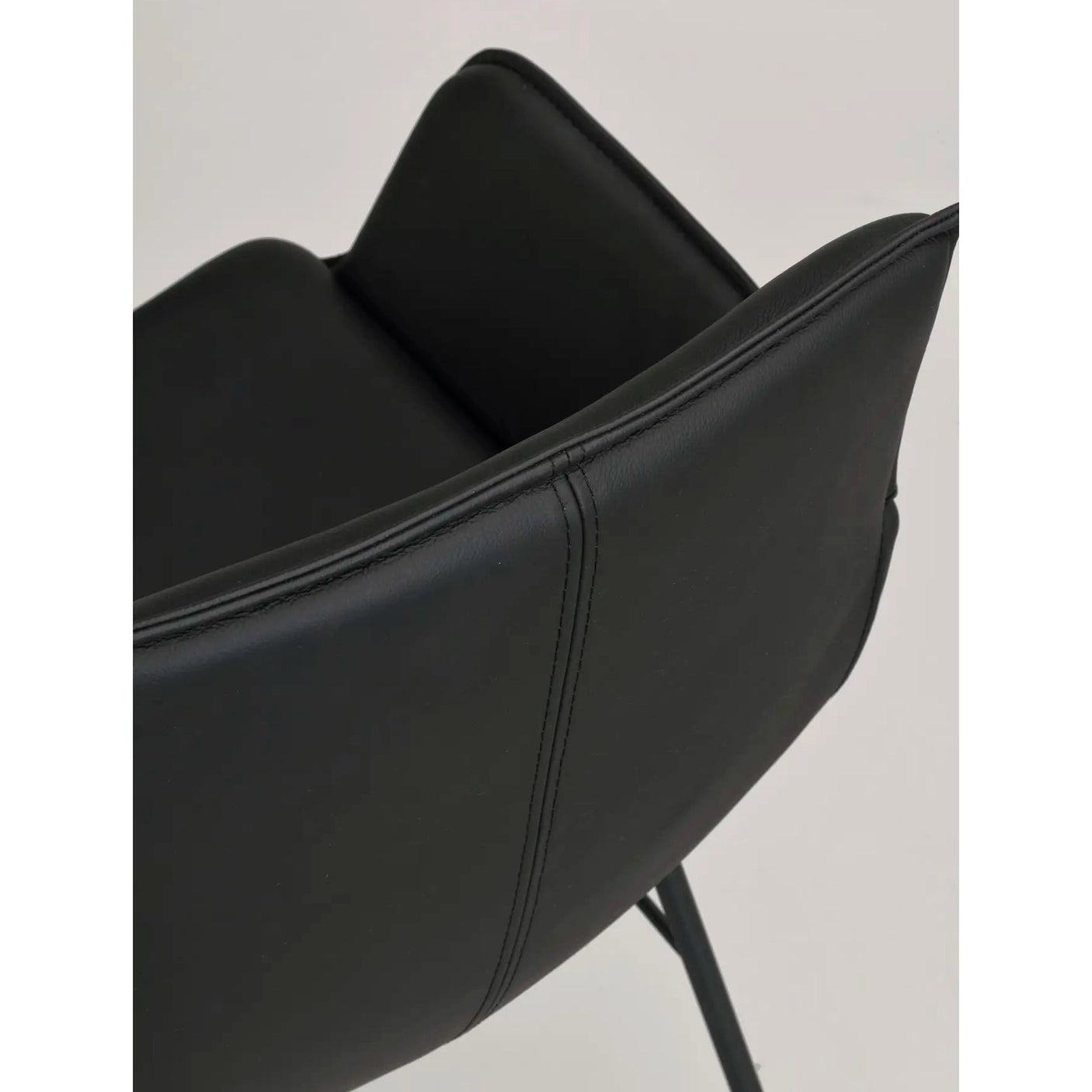 Lowell spisestol med armstøtte Rowico Spisestol