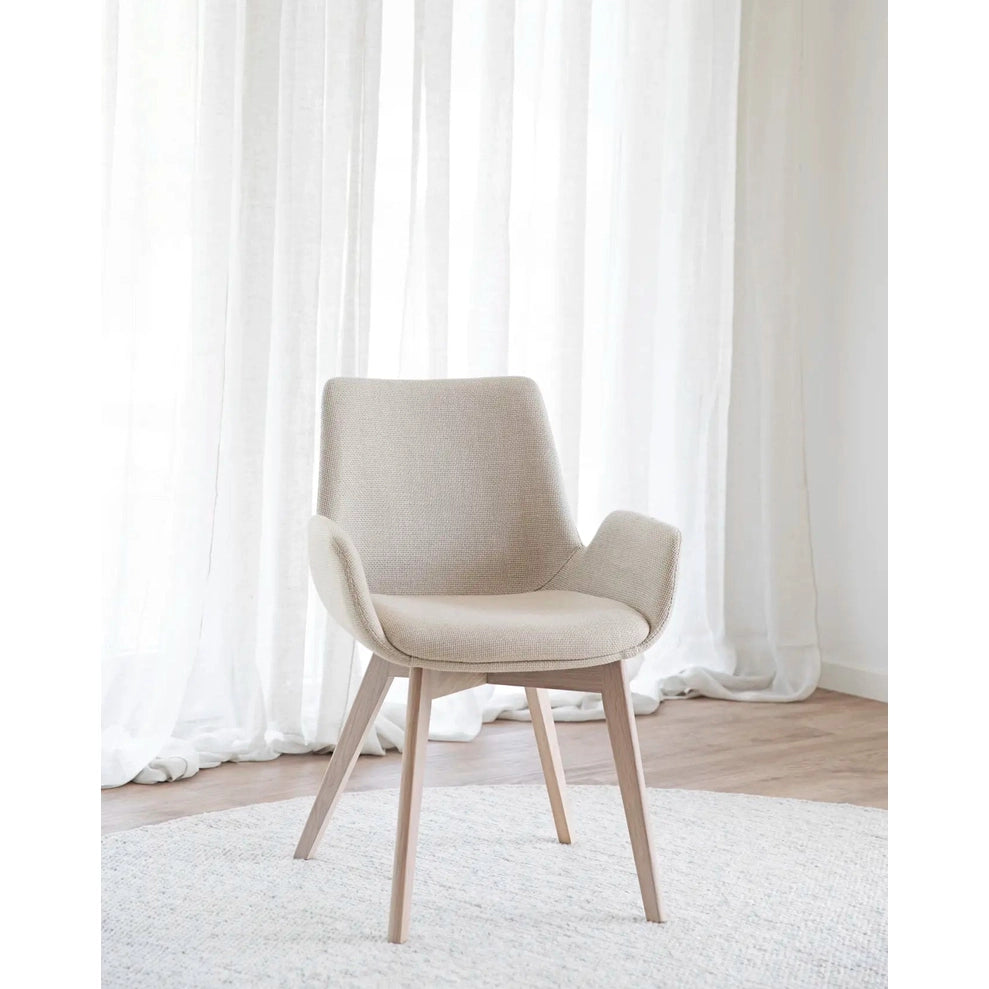 Drimsdale spisestol med armstøtte Rowico Spisestol