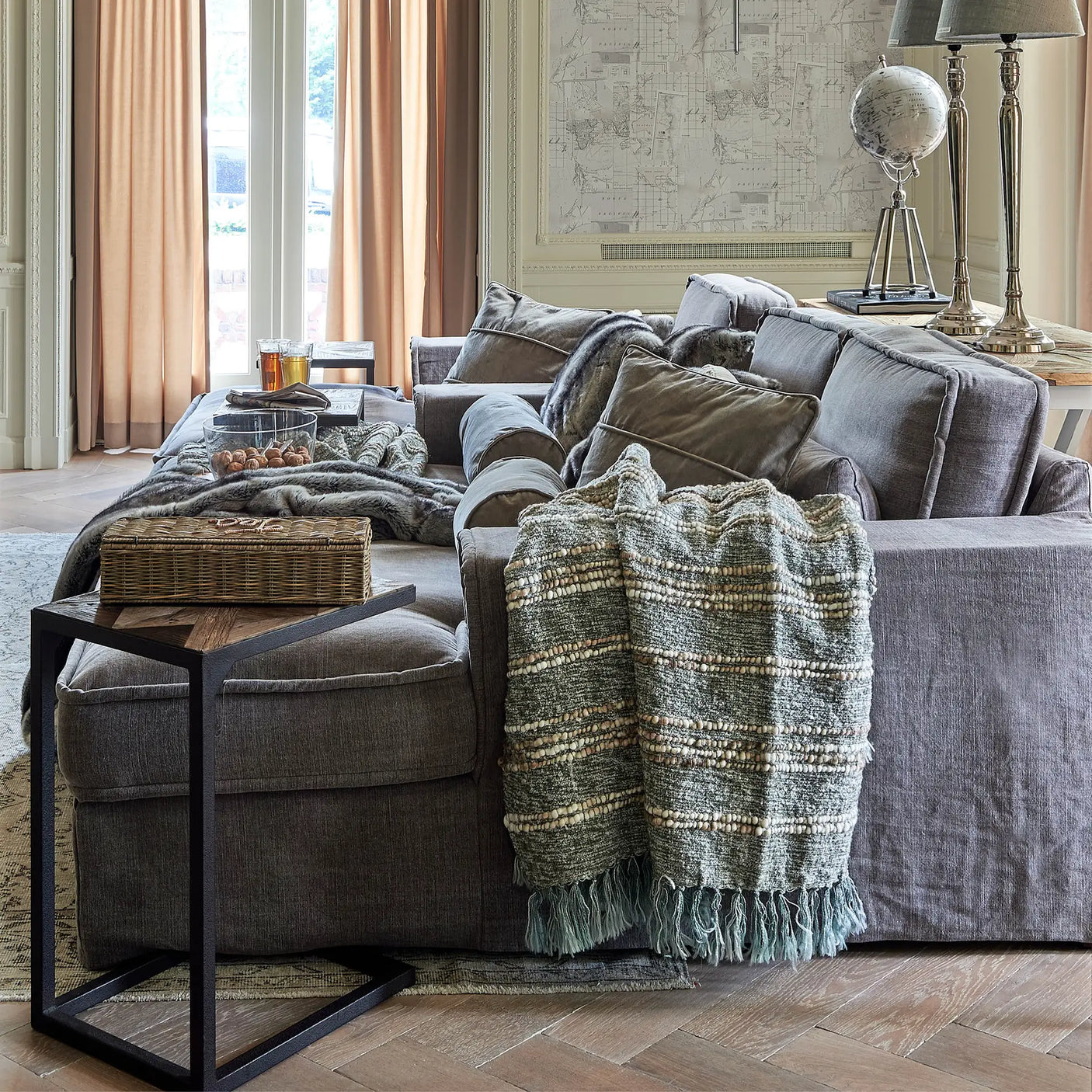 Château Chassigny Sofa Bord Riviera Maison Sidebord