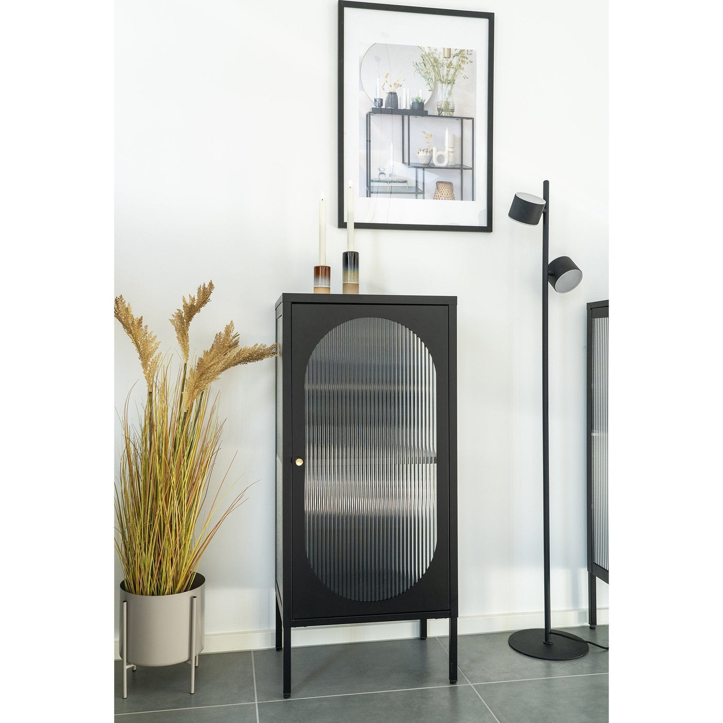 Adelaide Vitrineskap 1-dør House Nordic Vitrineskap