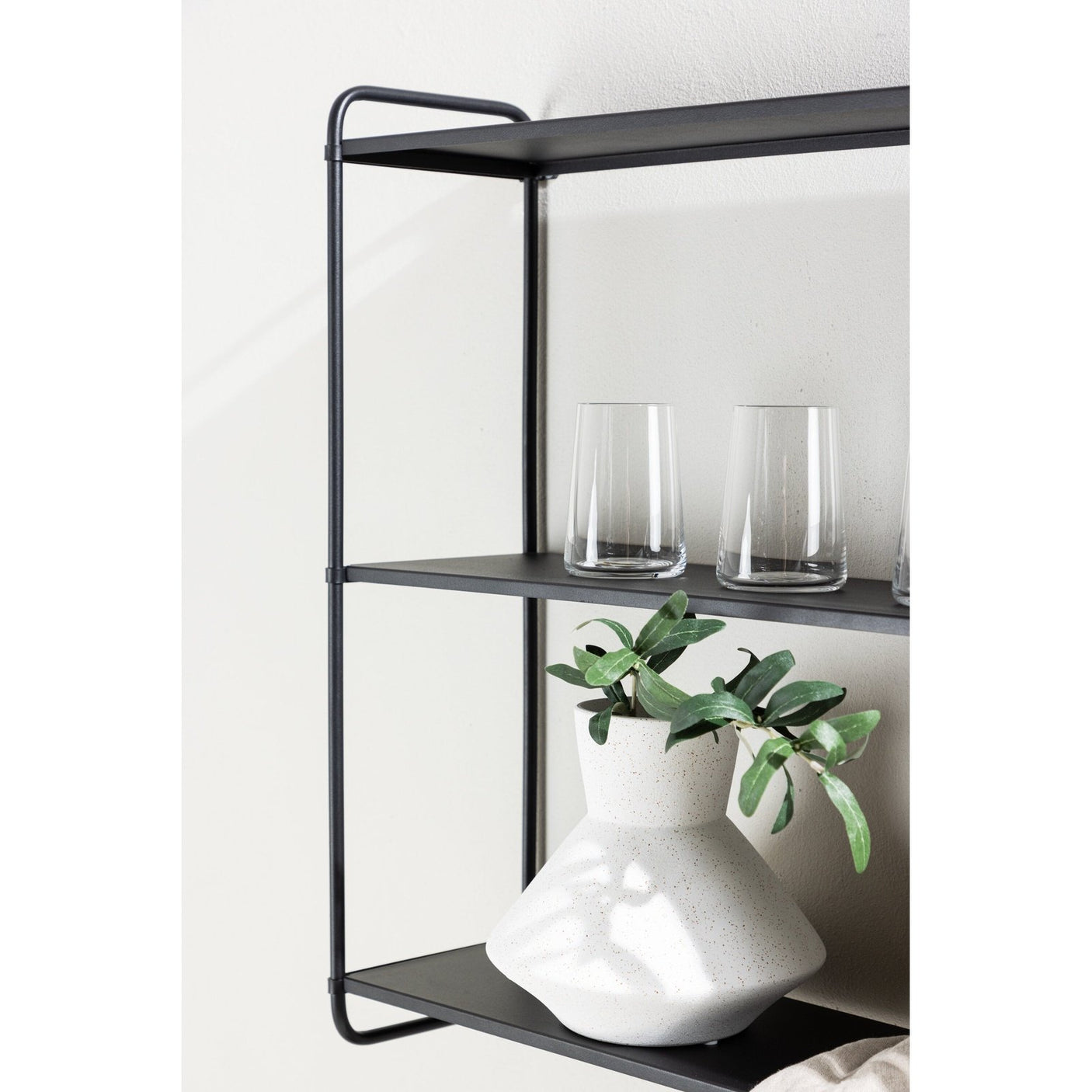 Lyon veggylle 122 Venture Design Hylle