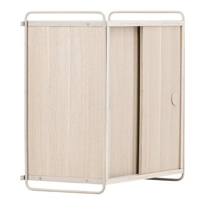 Paris vitrineskap 61 Venture Design Vitrineskap