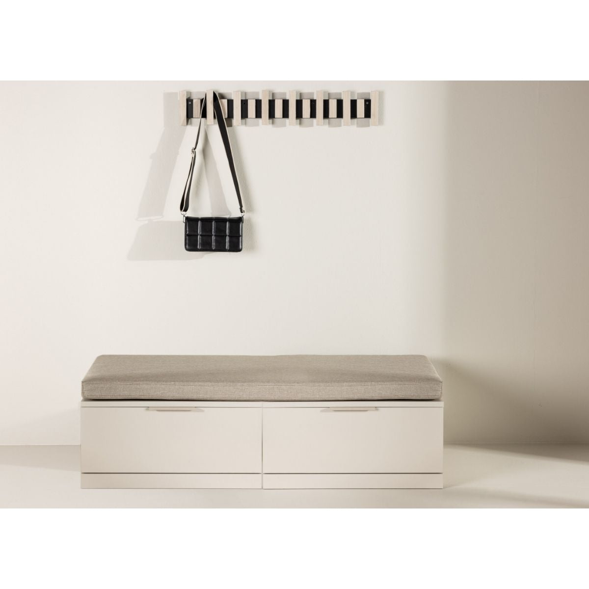 Nice Cushion Bench Venture Design Kleshenger