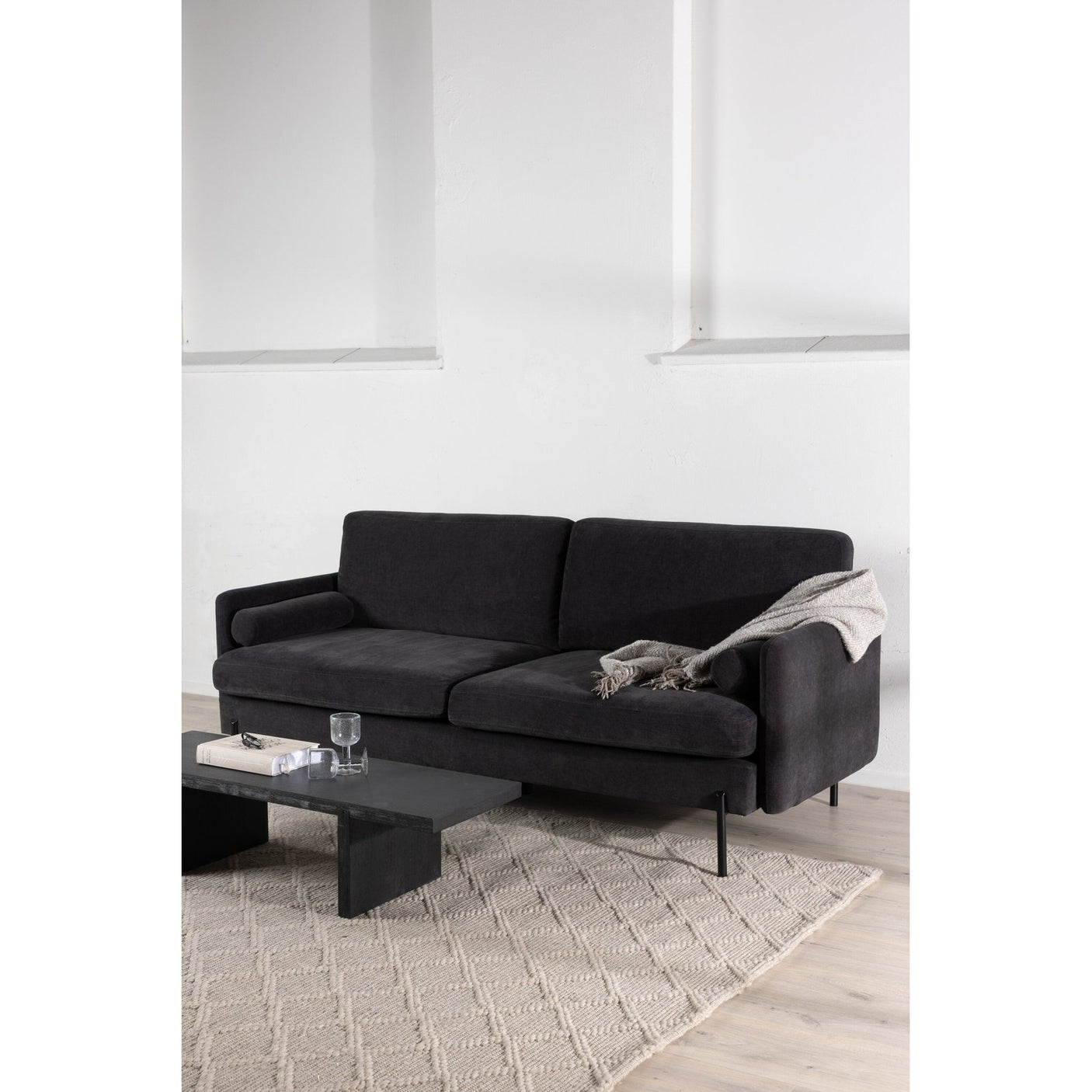 Antibes sofa Venture Design Sofa