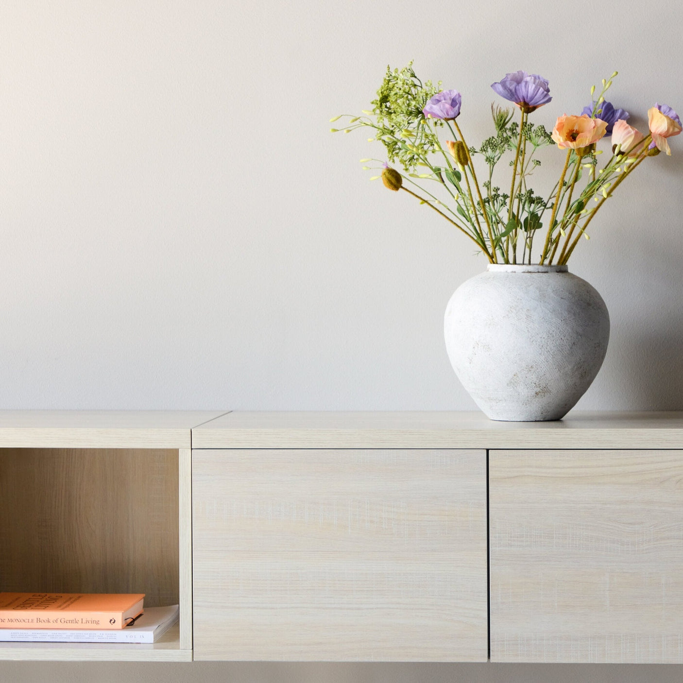 Nomi TV Stativ Venture Design TV-benk