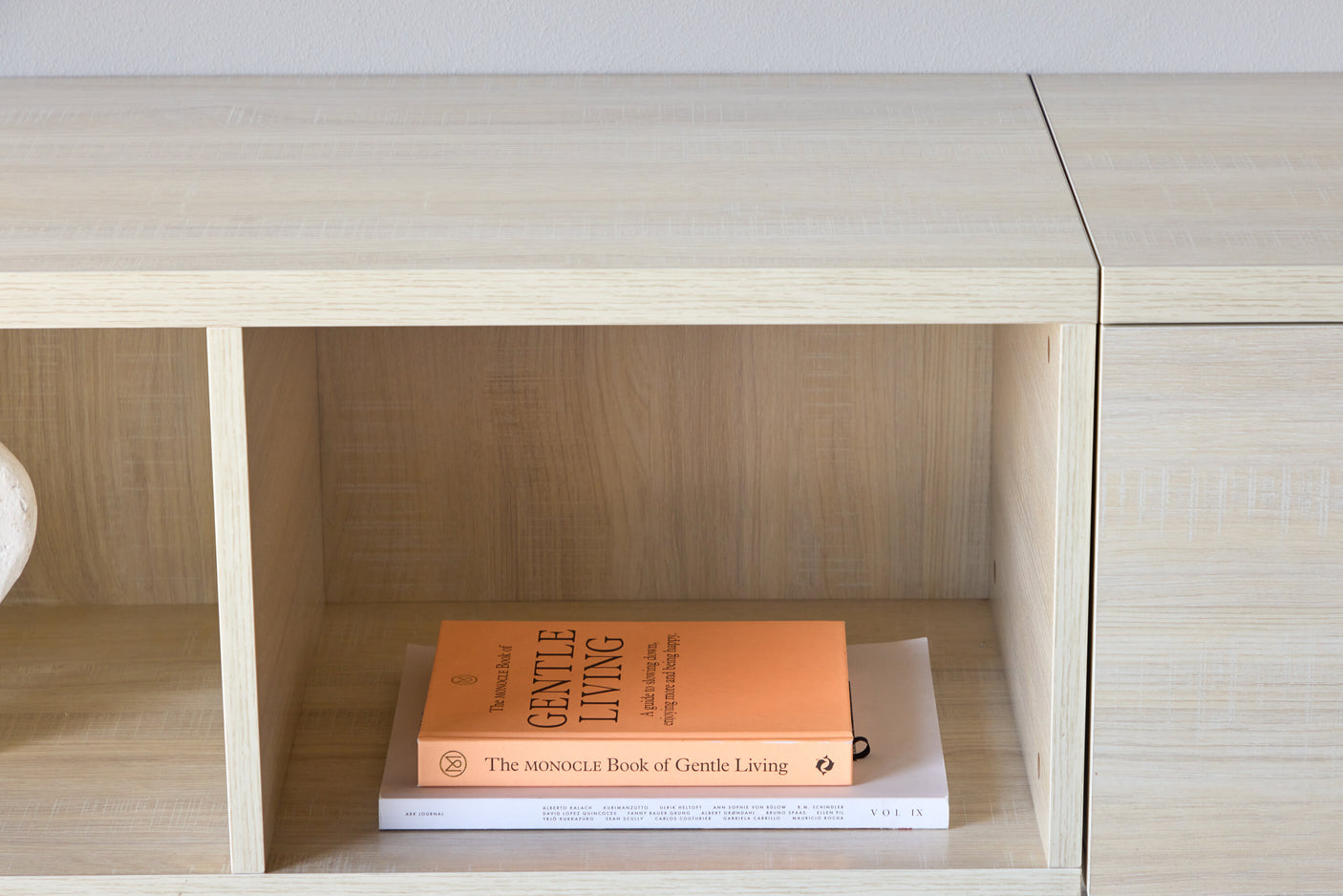 Nomi TV Stativ Venture Design TV-benk