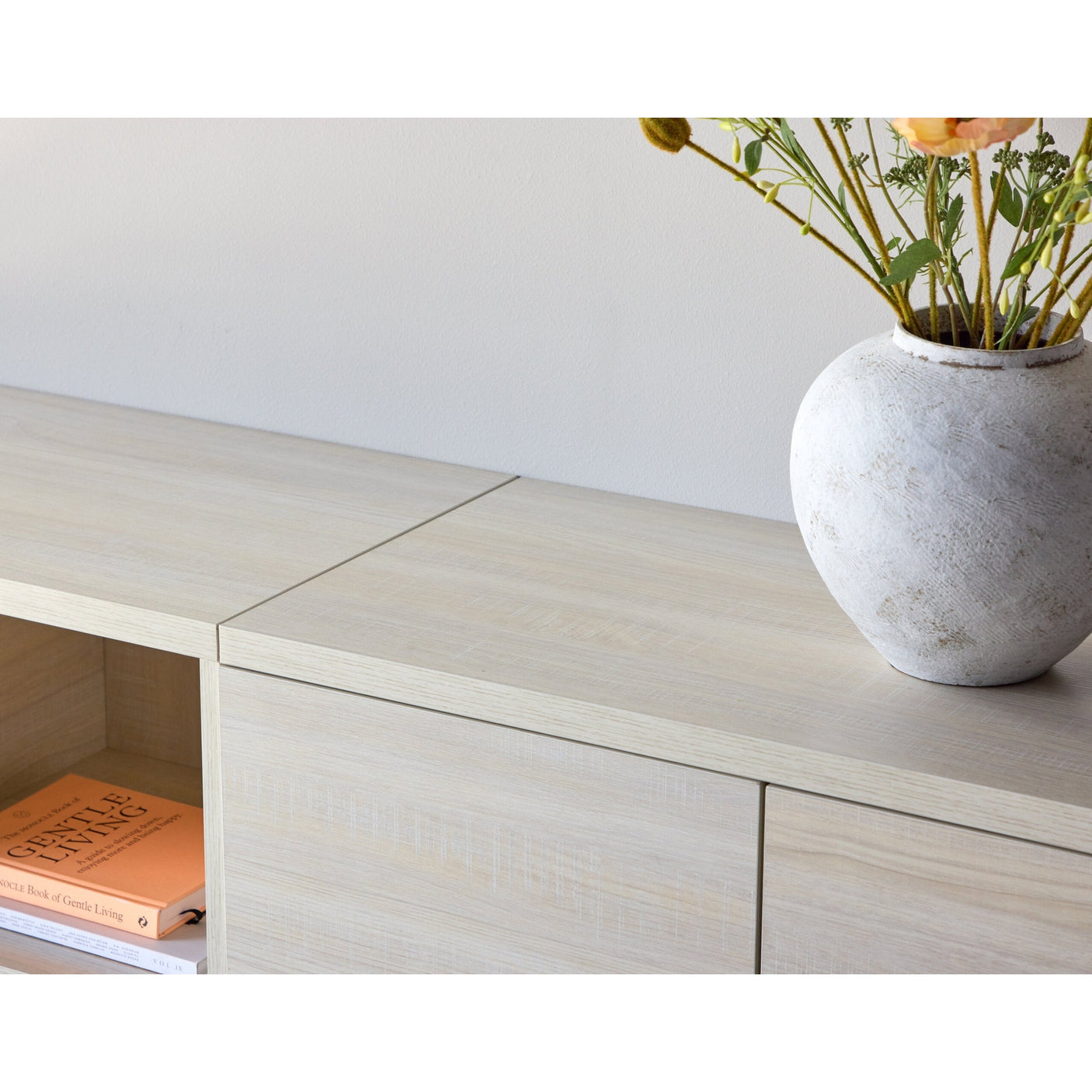 Nomi TV Stativ Venture Design TV-benk