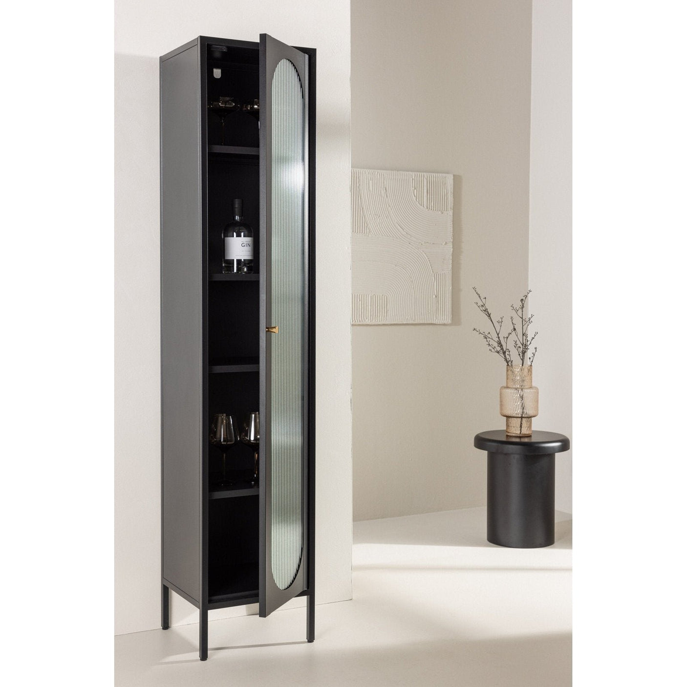 Cali vitrineskap Venture Design Vitrineskap