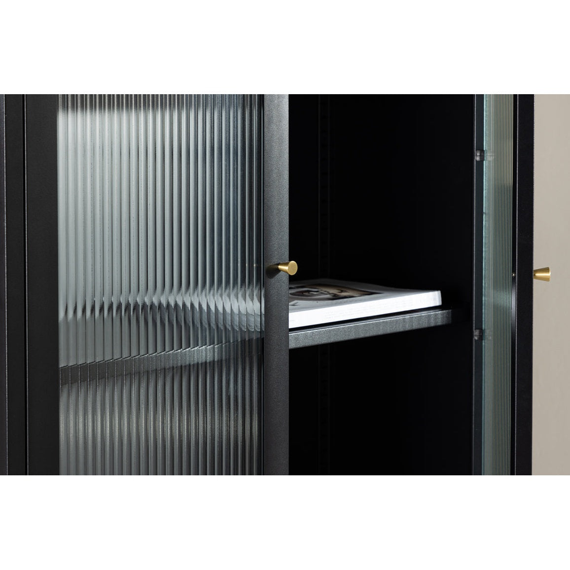 Lima Vitrineskap Venture Design Vitrineskap