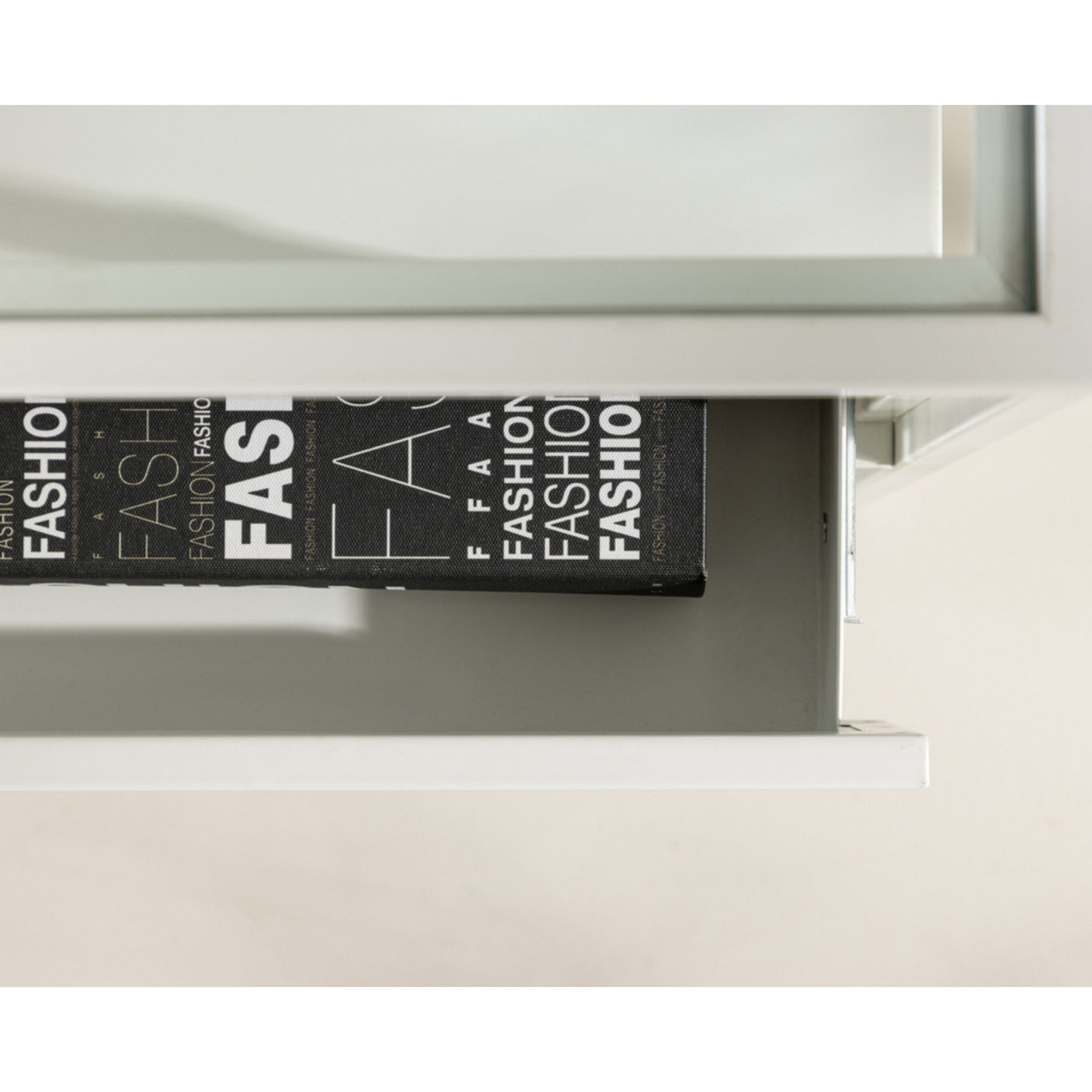 Fortaleza Side Table Venture Design Sidebord