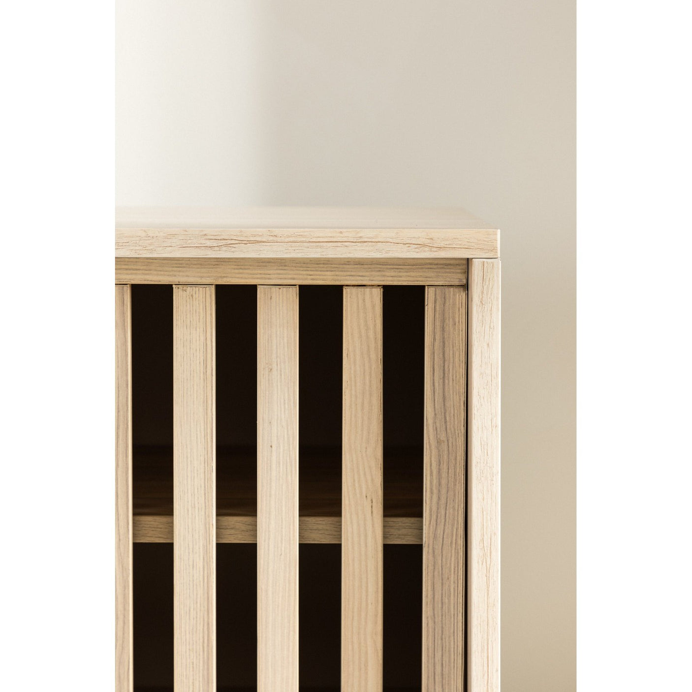 Lugo TV-benk Venture Design TV-benk