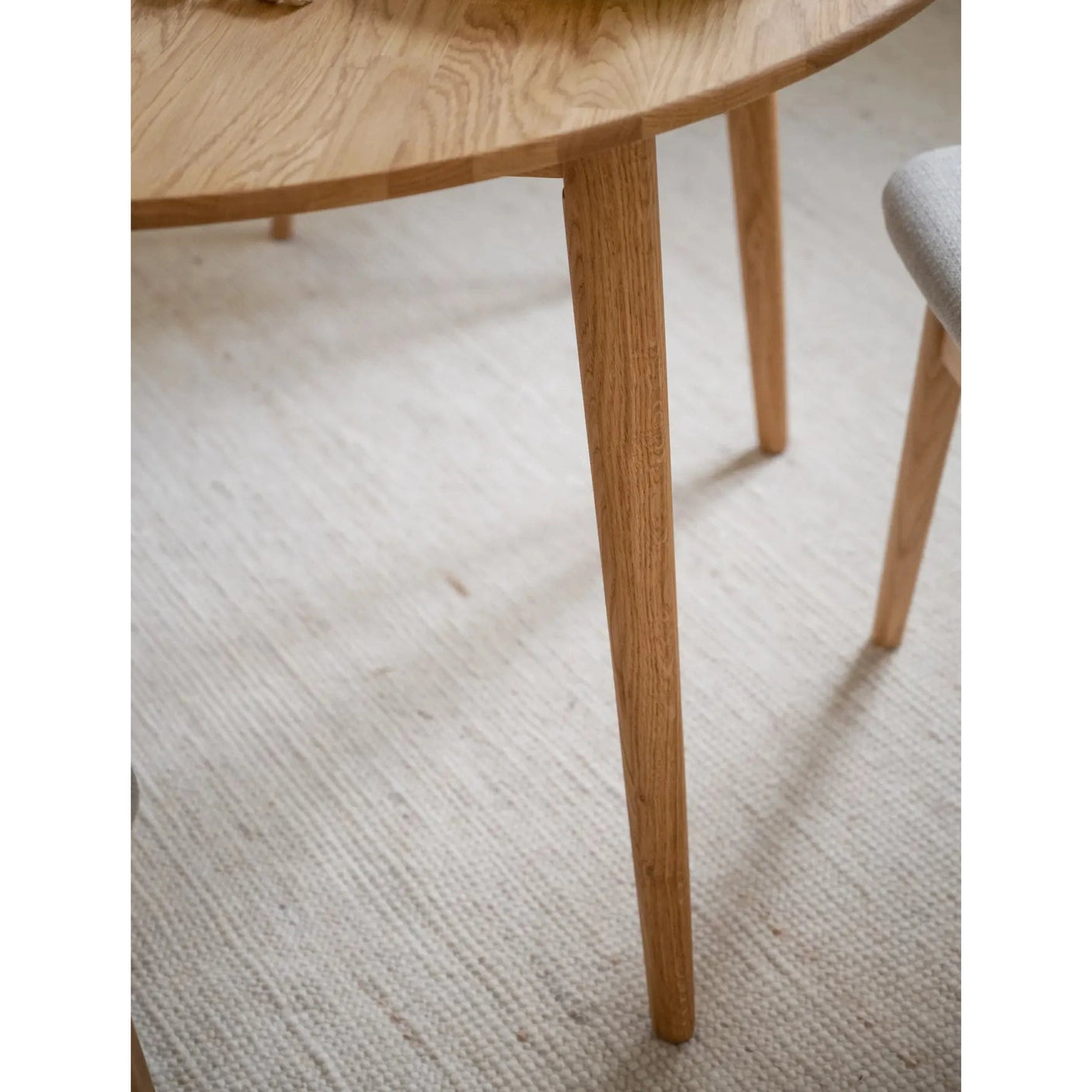 Tyler spisebord m/ ileggsplate Ø120/165 Rowico Spisebord