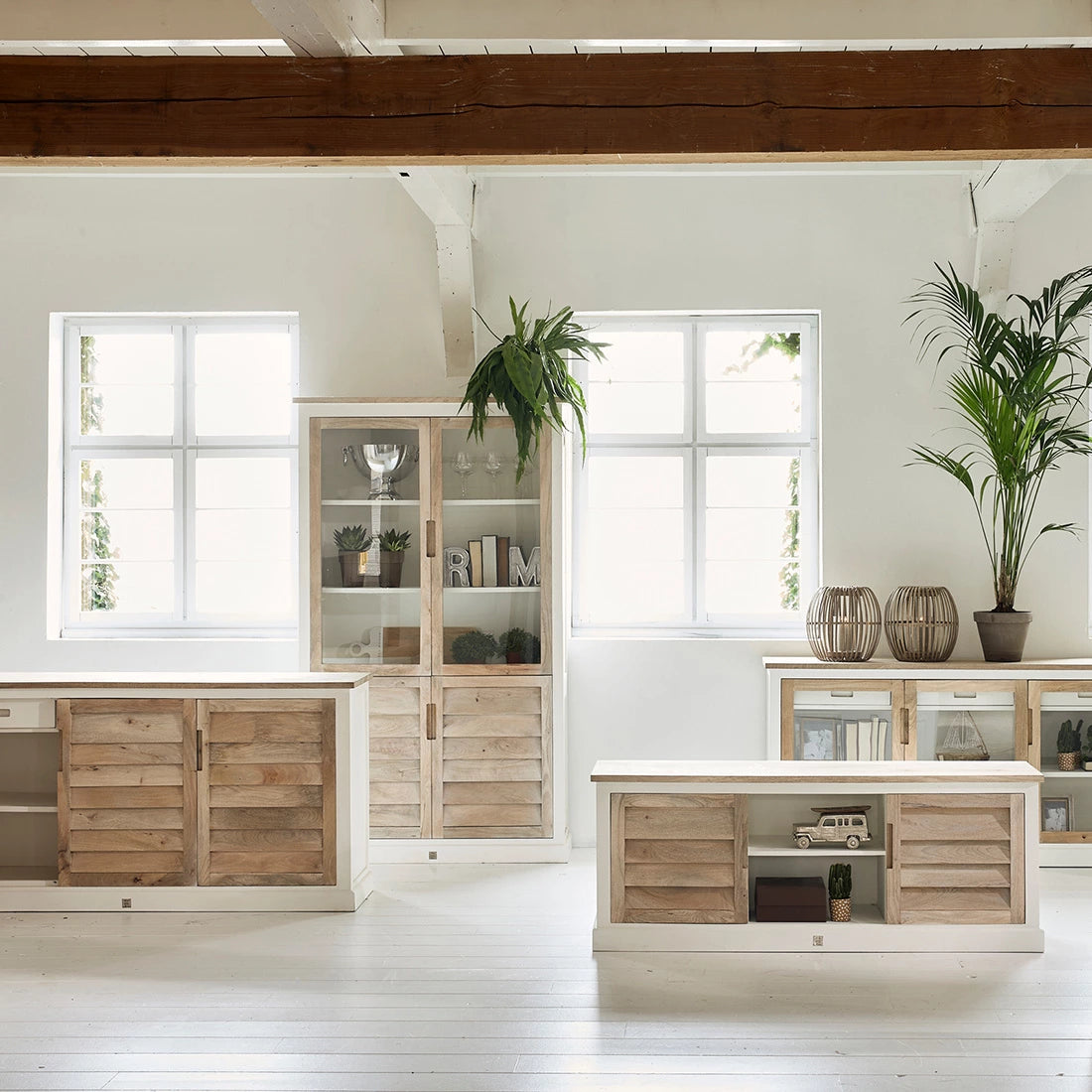 Pacifica Flatscreen Dresser Riviera Maison TV-benk