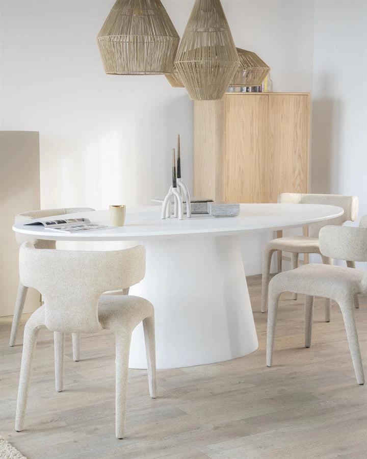 Spisebord Elin ovalt 200 cm Eleonora Spisebord