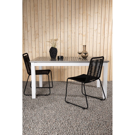 Albany Table - 152/210 Venture Design Spisebord