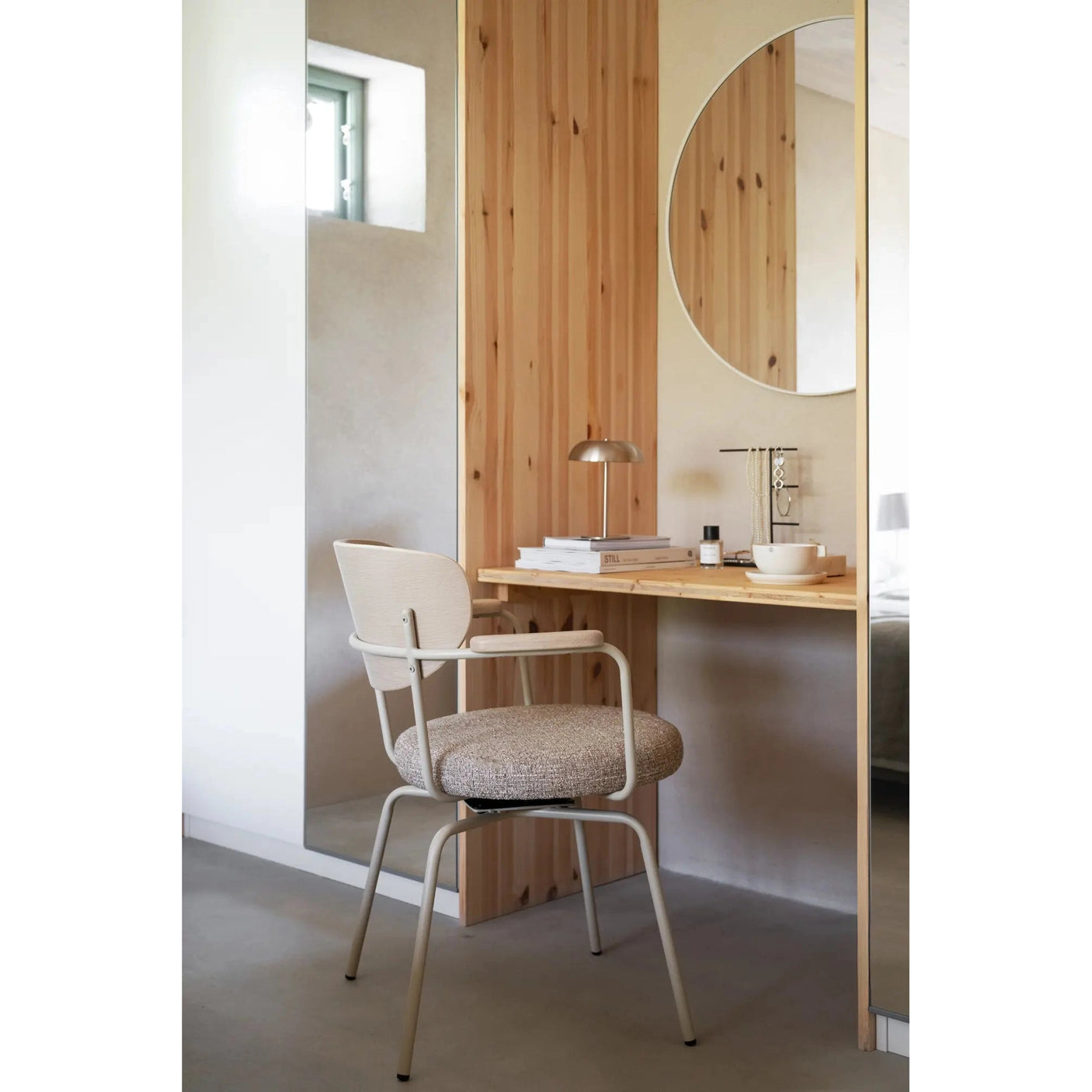 Merrick Spisestol med sving Rowico Spisestol