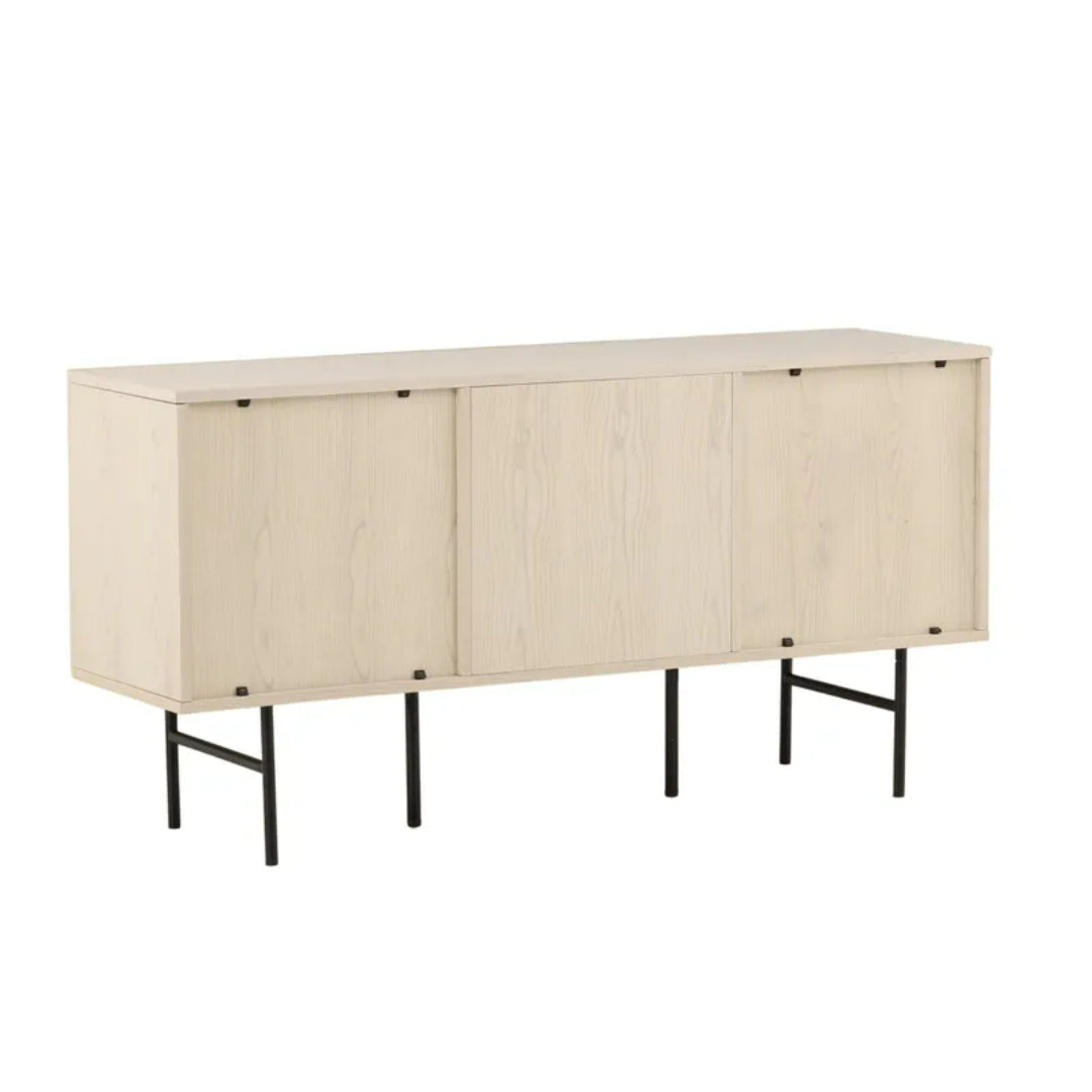 Björkön vitrineskap lavt Venture Design Vitrineskap