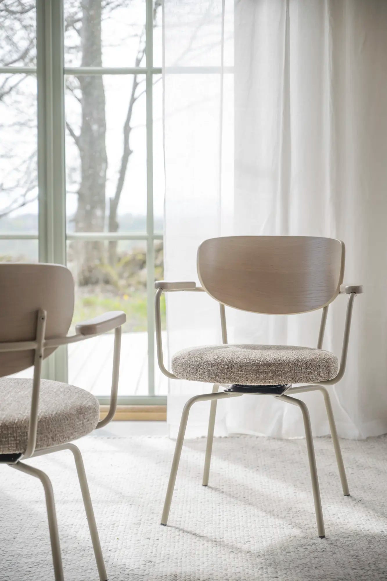 Merrick Spisestol med sving Rowico Spisestol