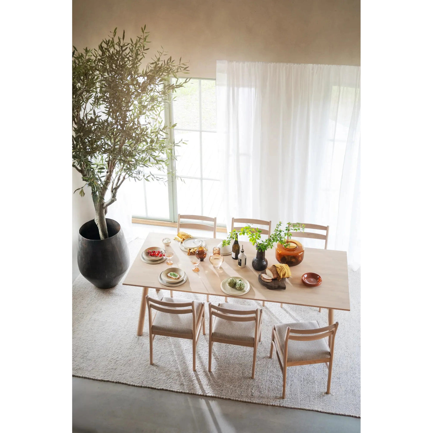 Kerwin spisestol Rowico Spisestol