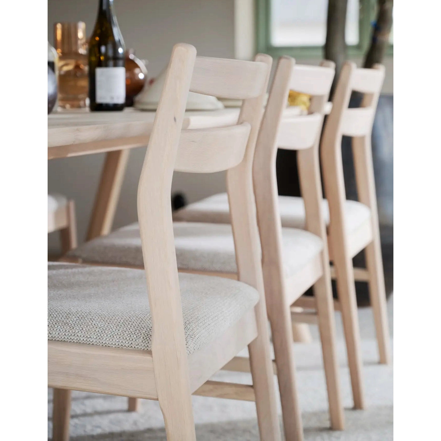 Kerwin spisestol Rowico Spisestol