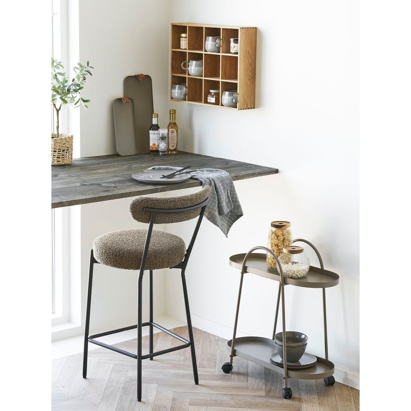 Soria vegghylle House Nordic Varetype