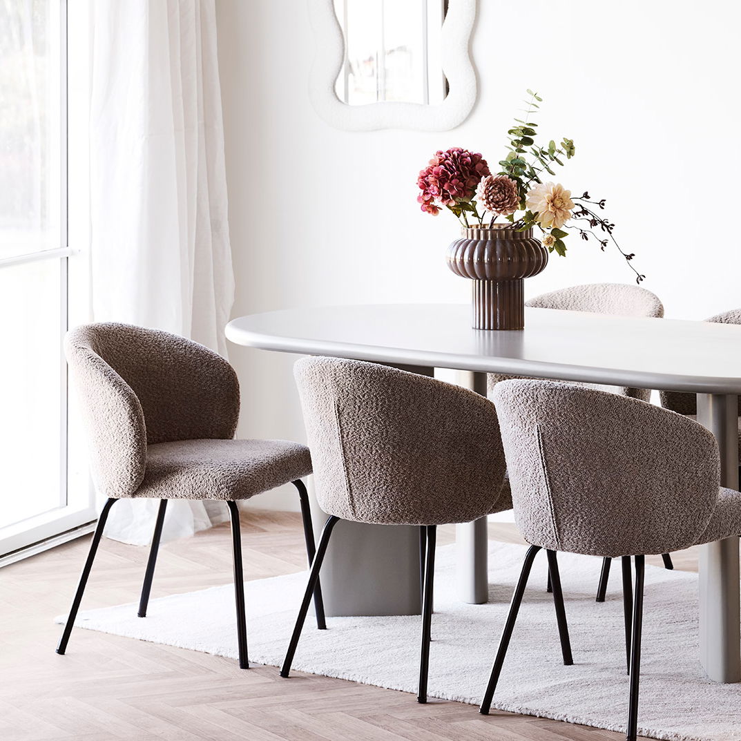 Vase. Bare svare uten noen forklaring House Nordic Varetype