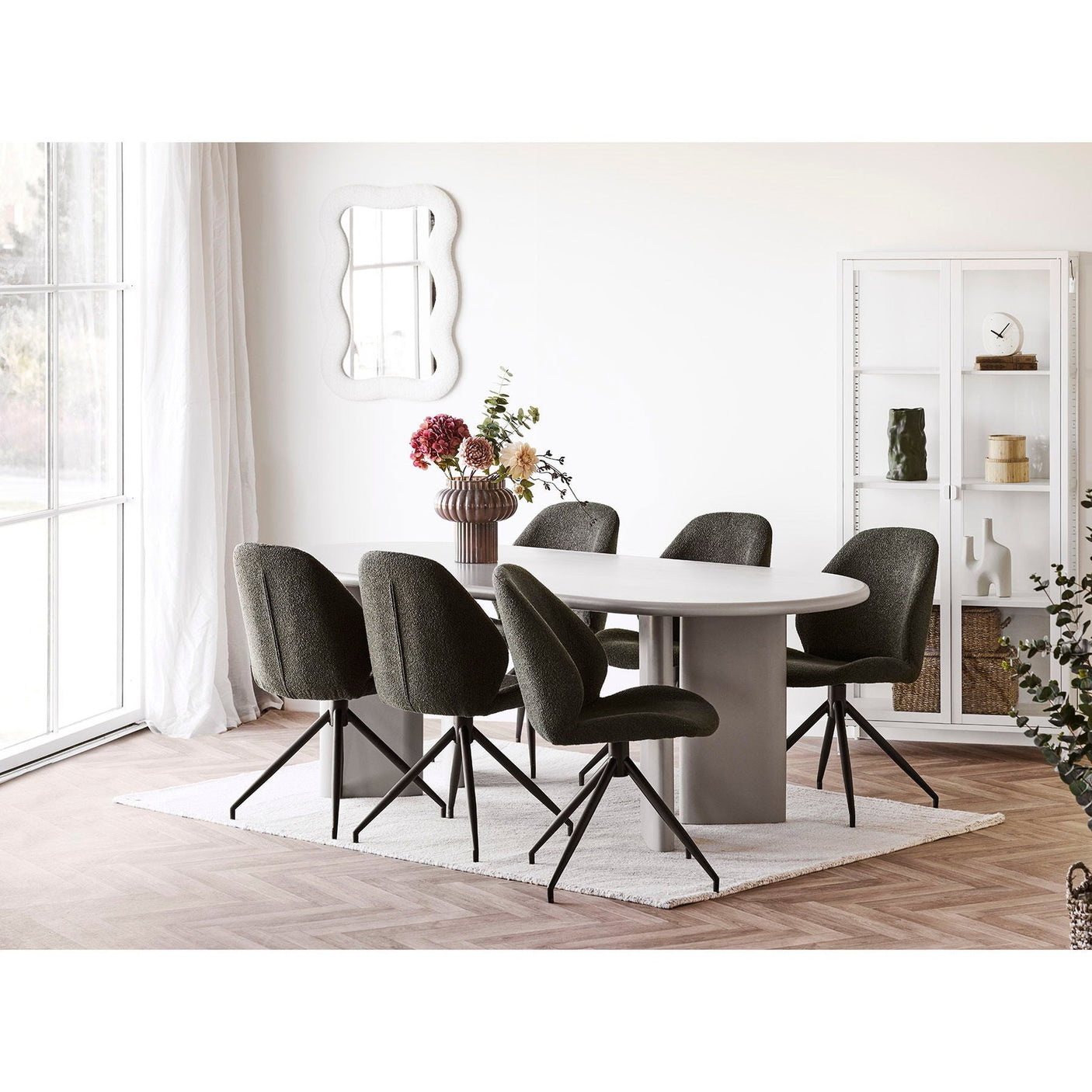 Vase. Bare svare uten noen forklaring House Nordic Varetype