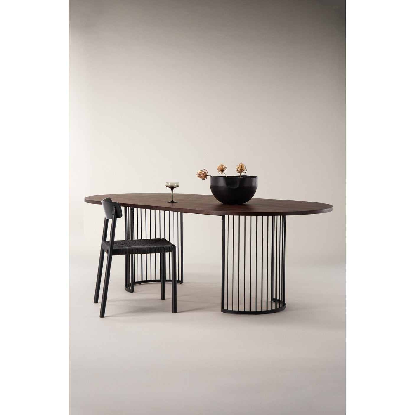 Hamneskär spisebord Venture Design Spisebord