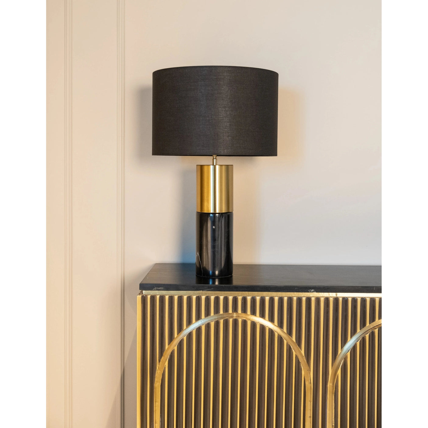 Sideboard Les Arcs børstet gull Richmond Interiors Skjenk