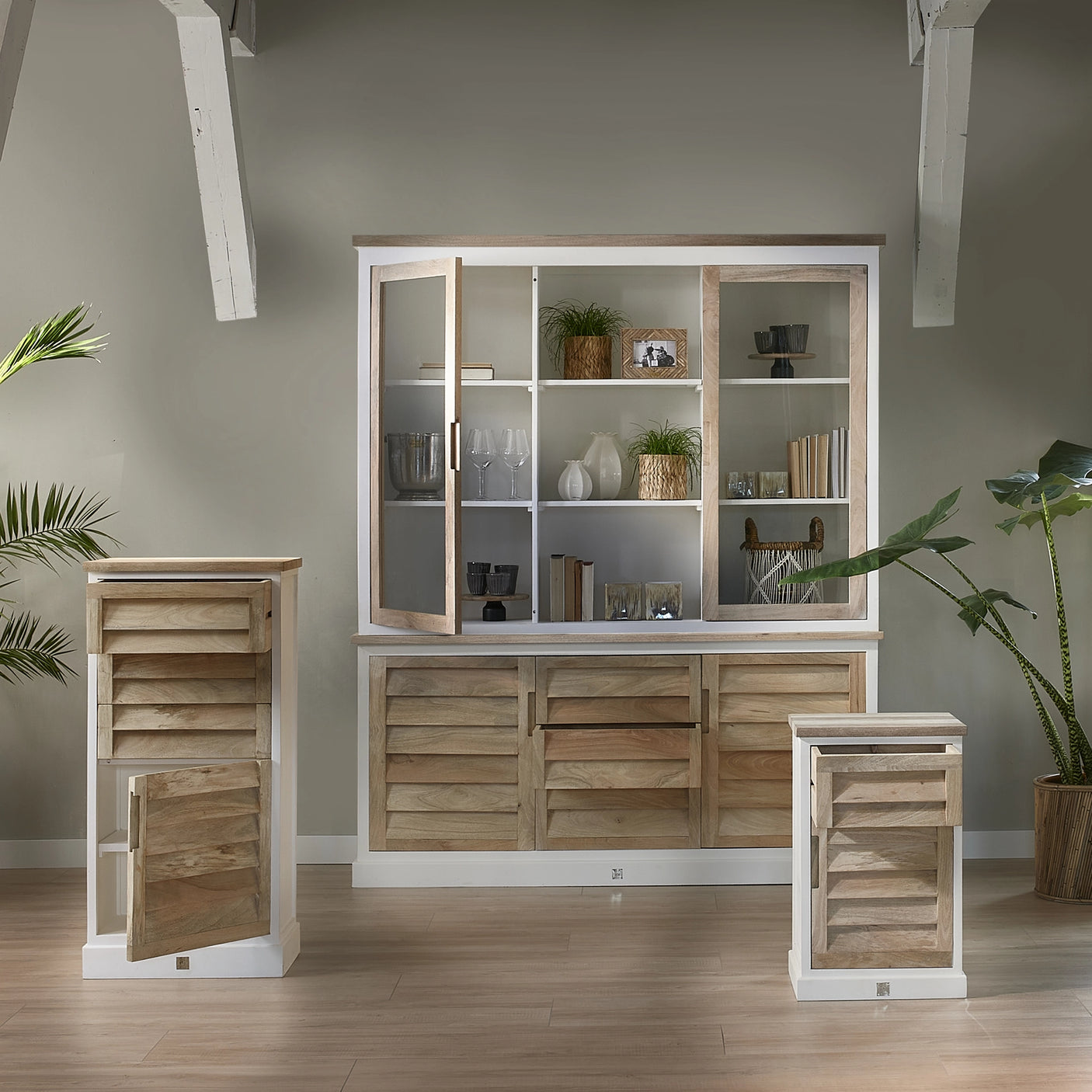 Pacifica Chest of Drawers Riviera Maison Kommode