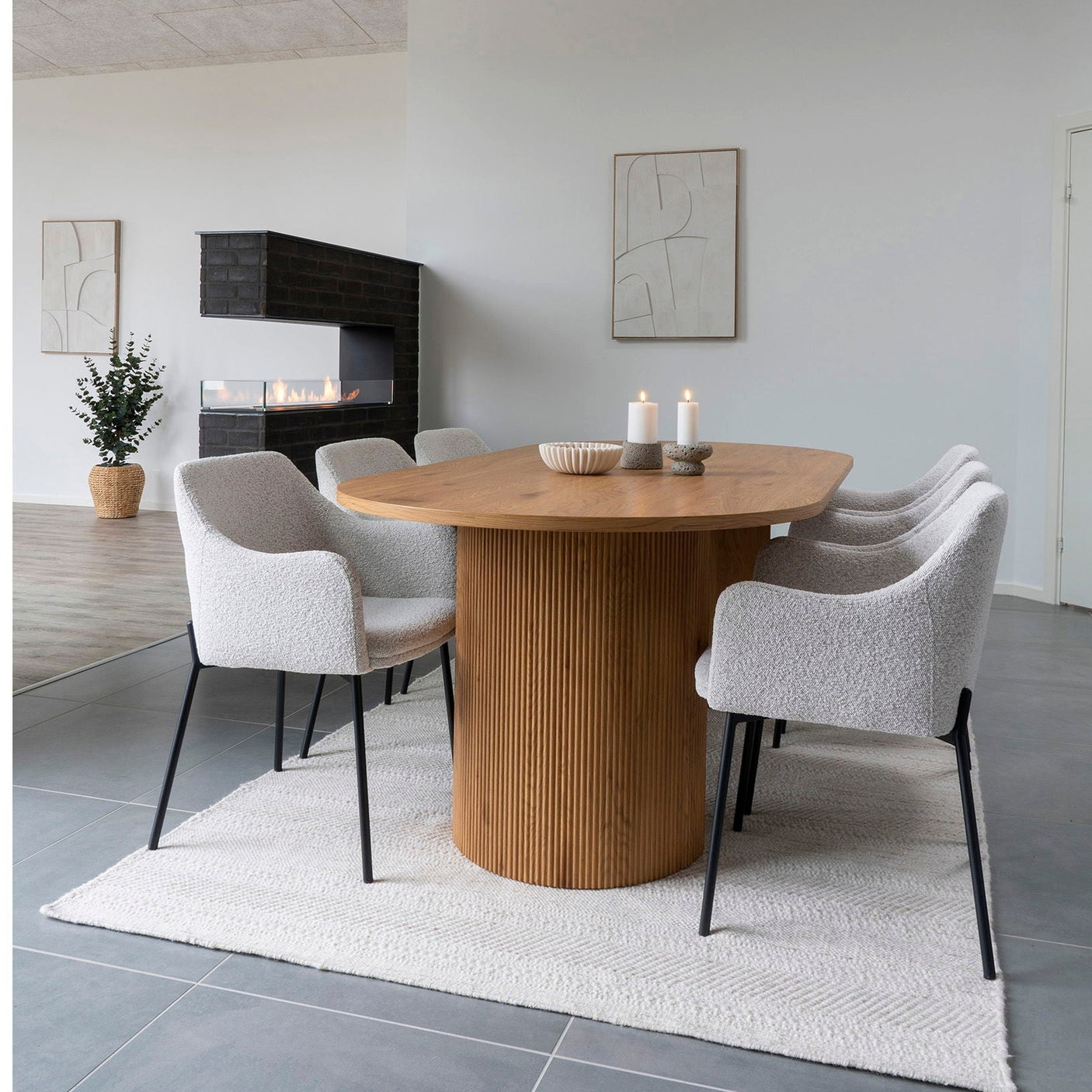 Madeline Relief Veggdekorasjon hvit House Nordic Kunstig plante