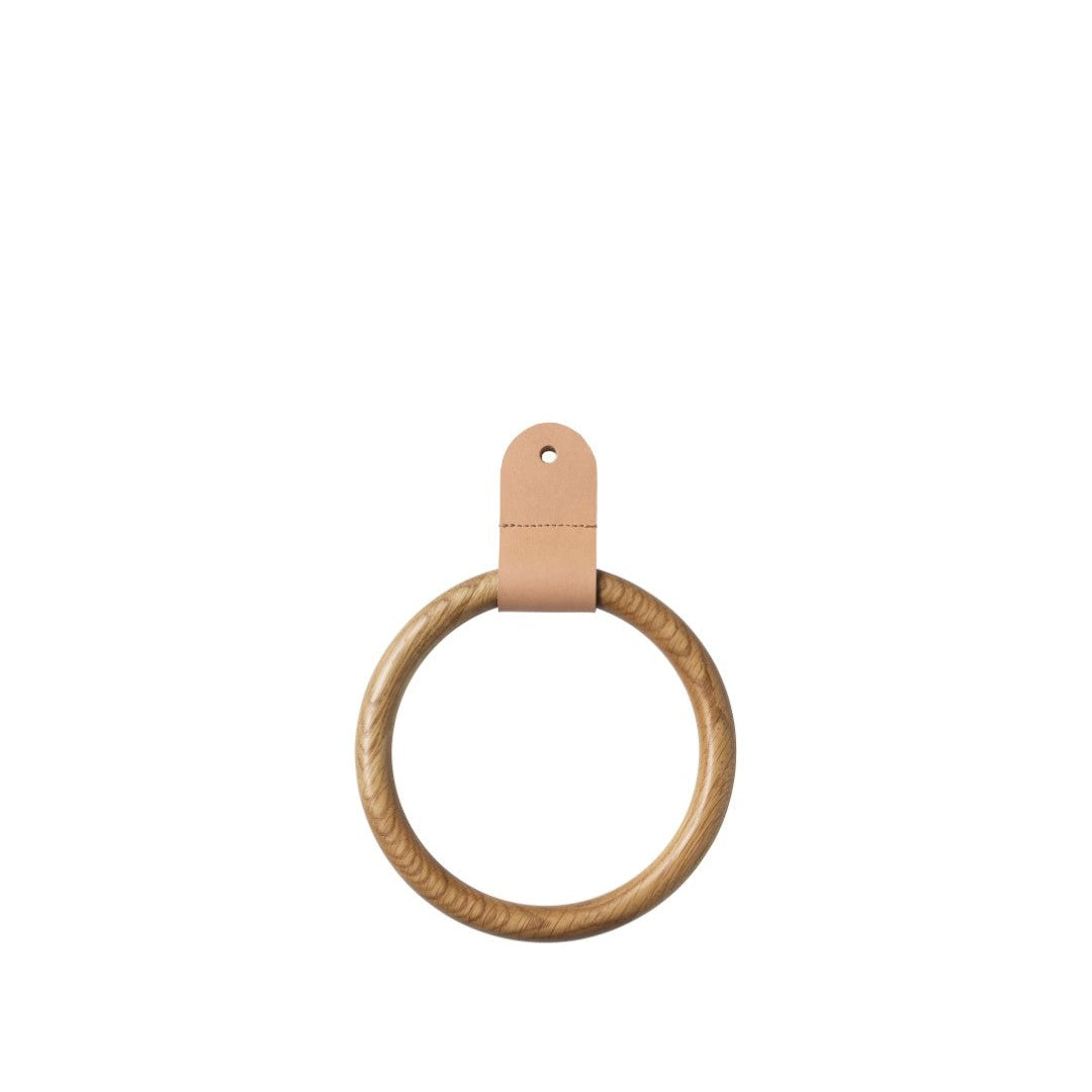 Q4 - Allé - Skjerf ring FDB Møbler Kleshenger