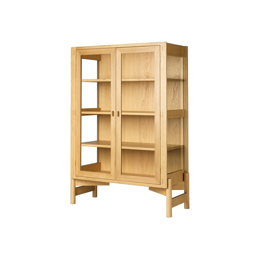 A90 - Boderne – Utstillingsskap FDB Møbler Vitrineskap