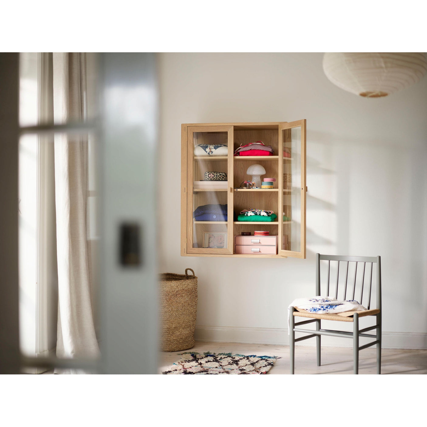 A90 - Boderne – Utstillingsskap FDB Møbler Vitrineskap