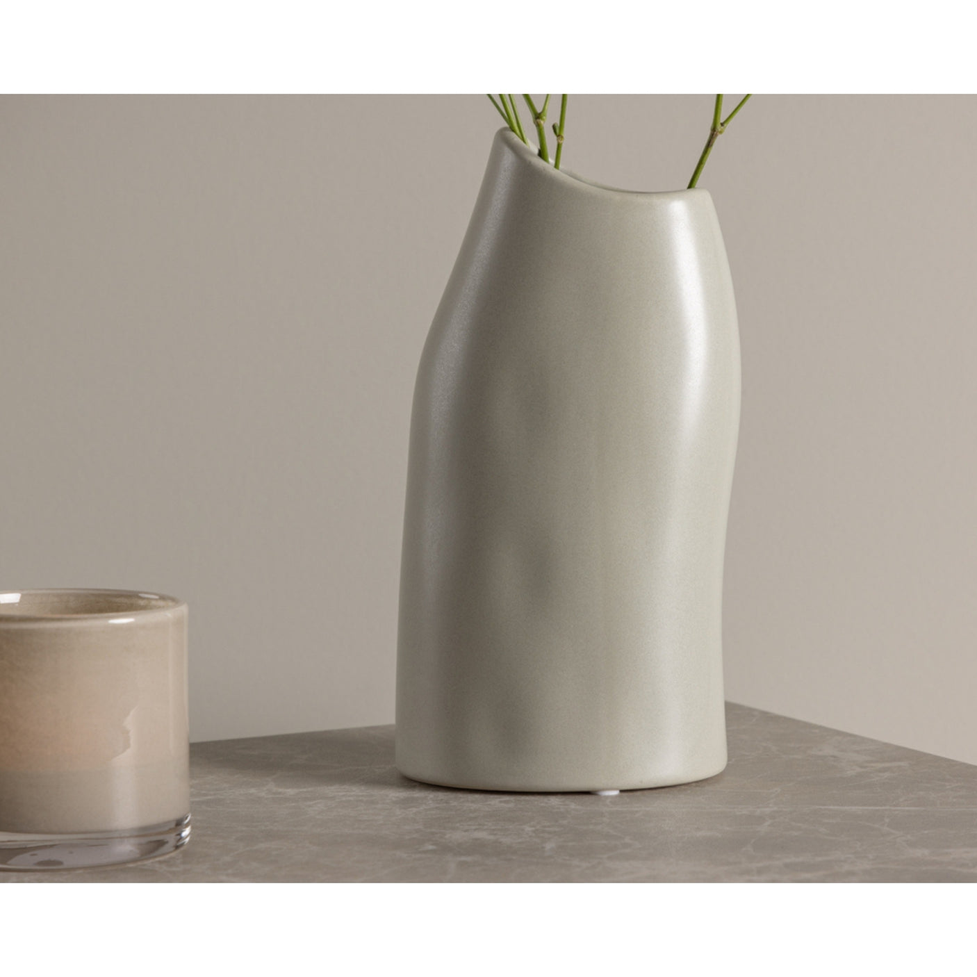 Ernst Vase Venture Design Pynteartikler
