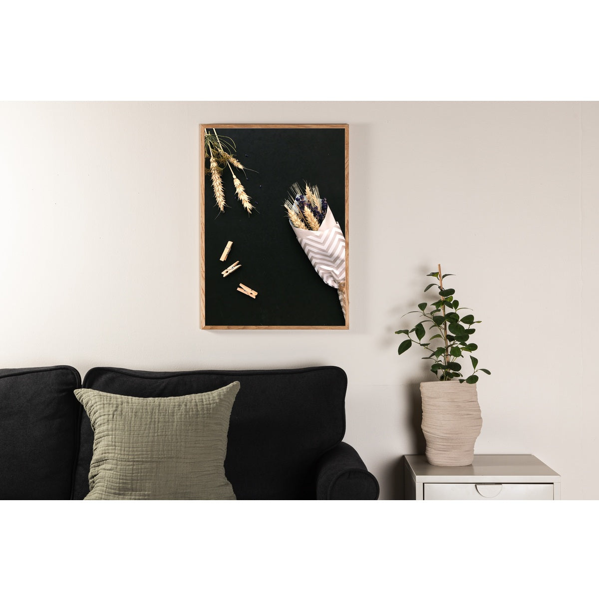 Flowers on table Poster 30x40 Venture Design Pynteartikler