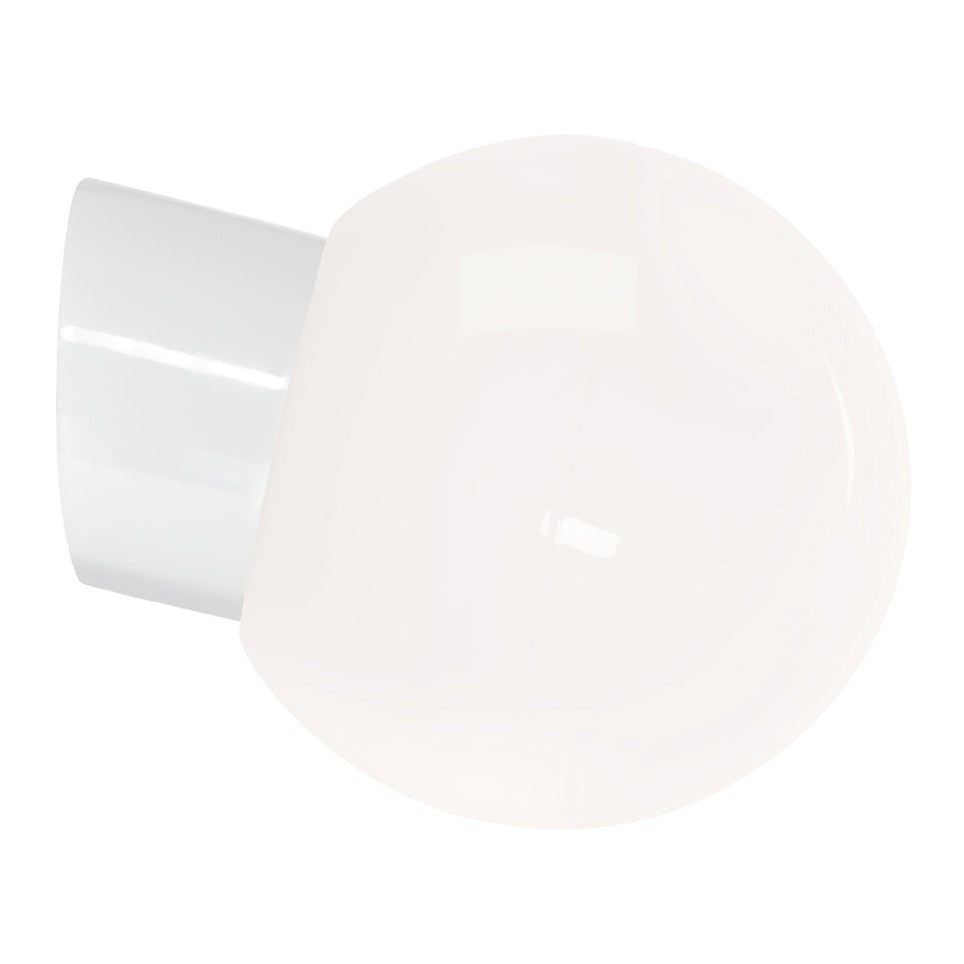 Glob 180 Blank Opal Vegglampe E27 Skrå IP54 Ifö Electric Vegglampe
