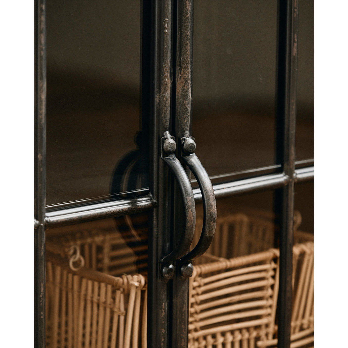 DOWNTOWN-vinduer i jern - 114x120 - sort Nordal CABINETS