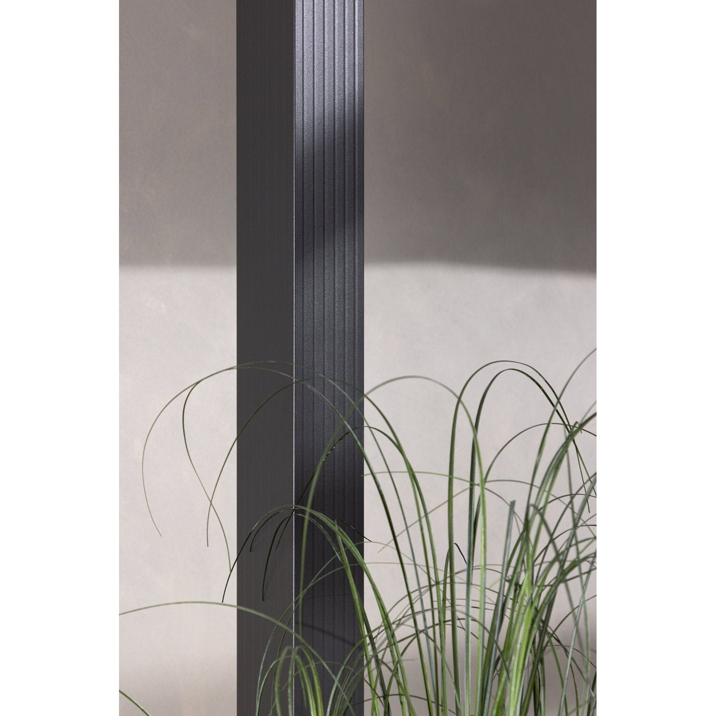 Lazio Pergola stål Venture Design Parasoll