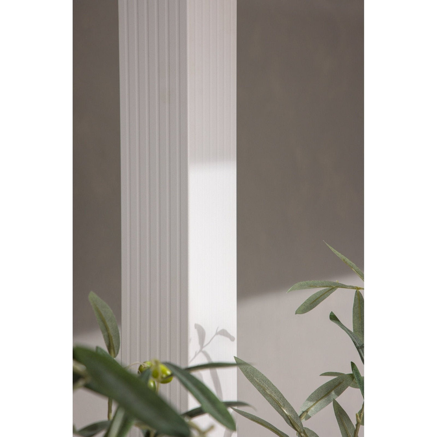 Lazio Pergola stål Venture Design Parasoll