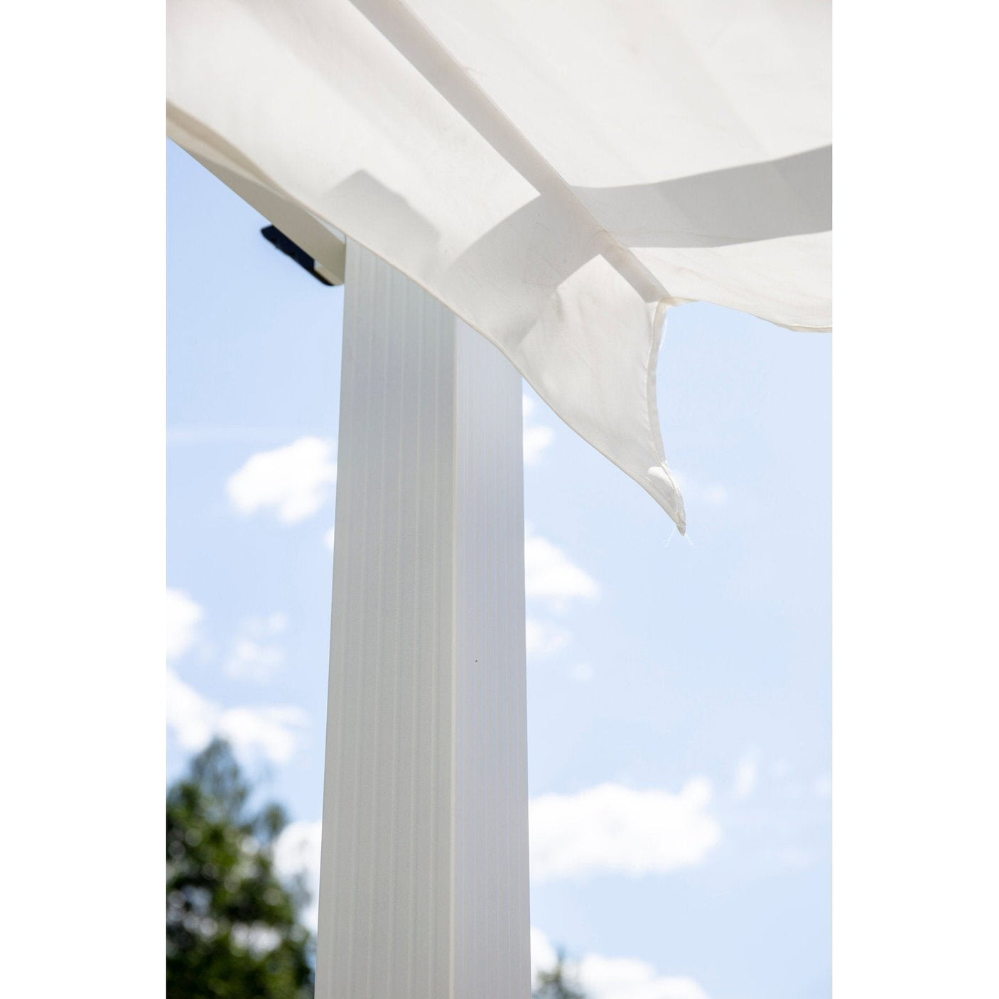 Lazio Pergola stål Venture Design Parasoll