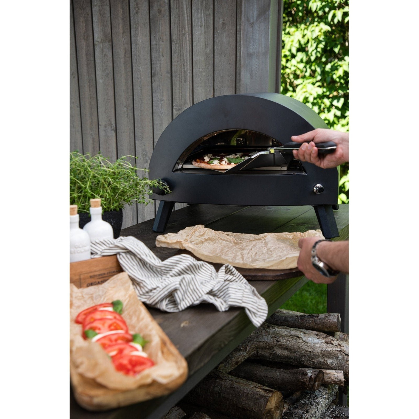 Bukom pizzaovn gass Venture Design Utekjøkken